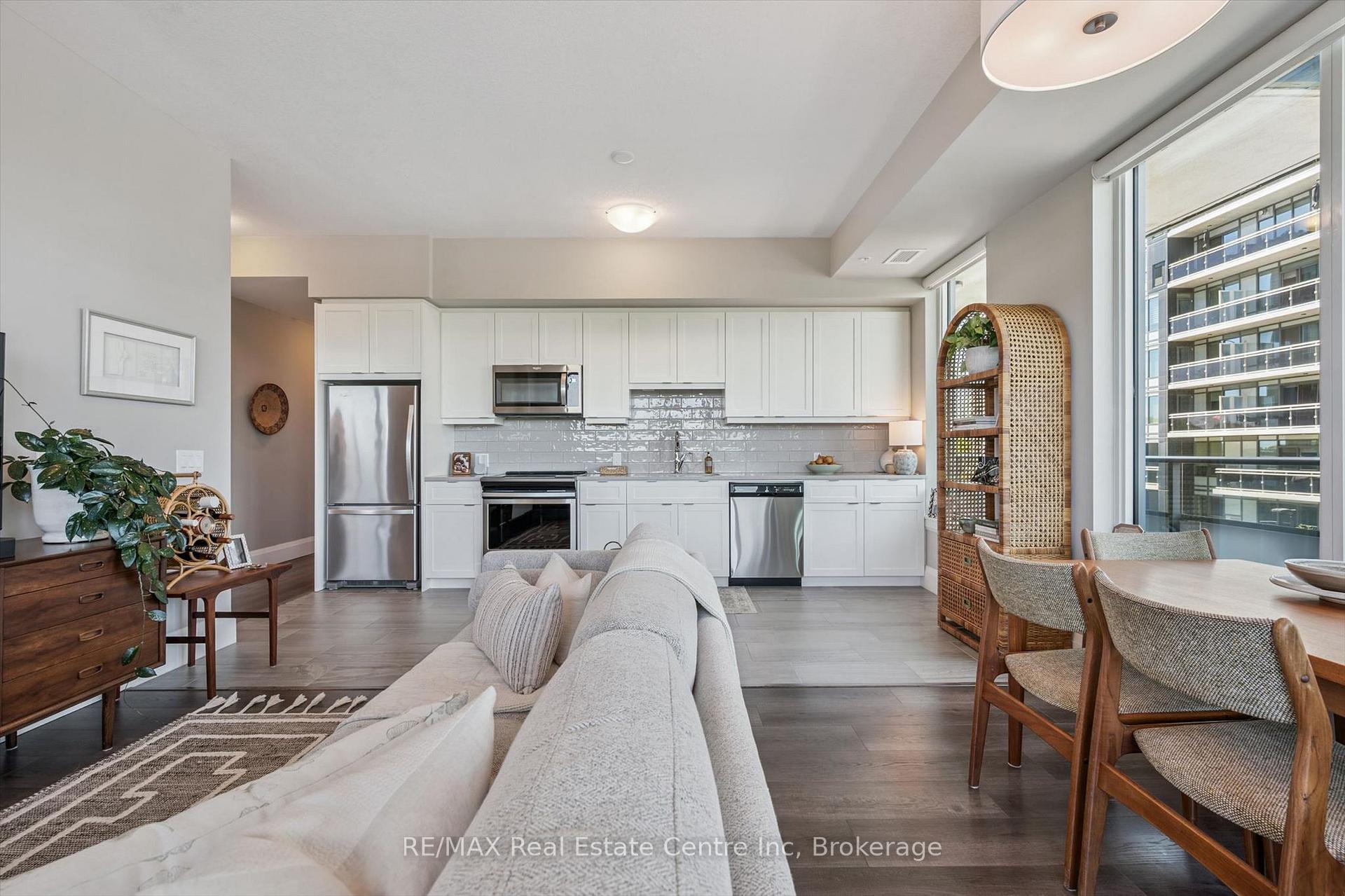 Photo 7 of Unit 402, 73 Arthur Street S, Guelph, Downtown — HOMEH