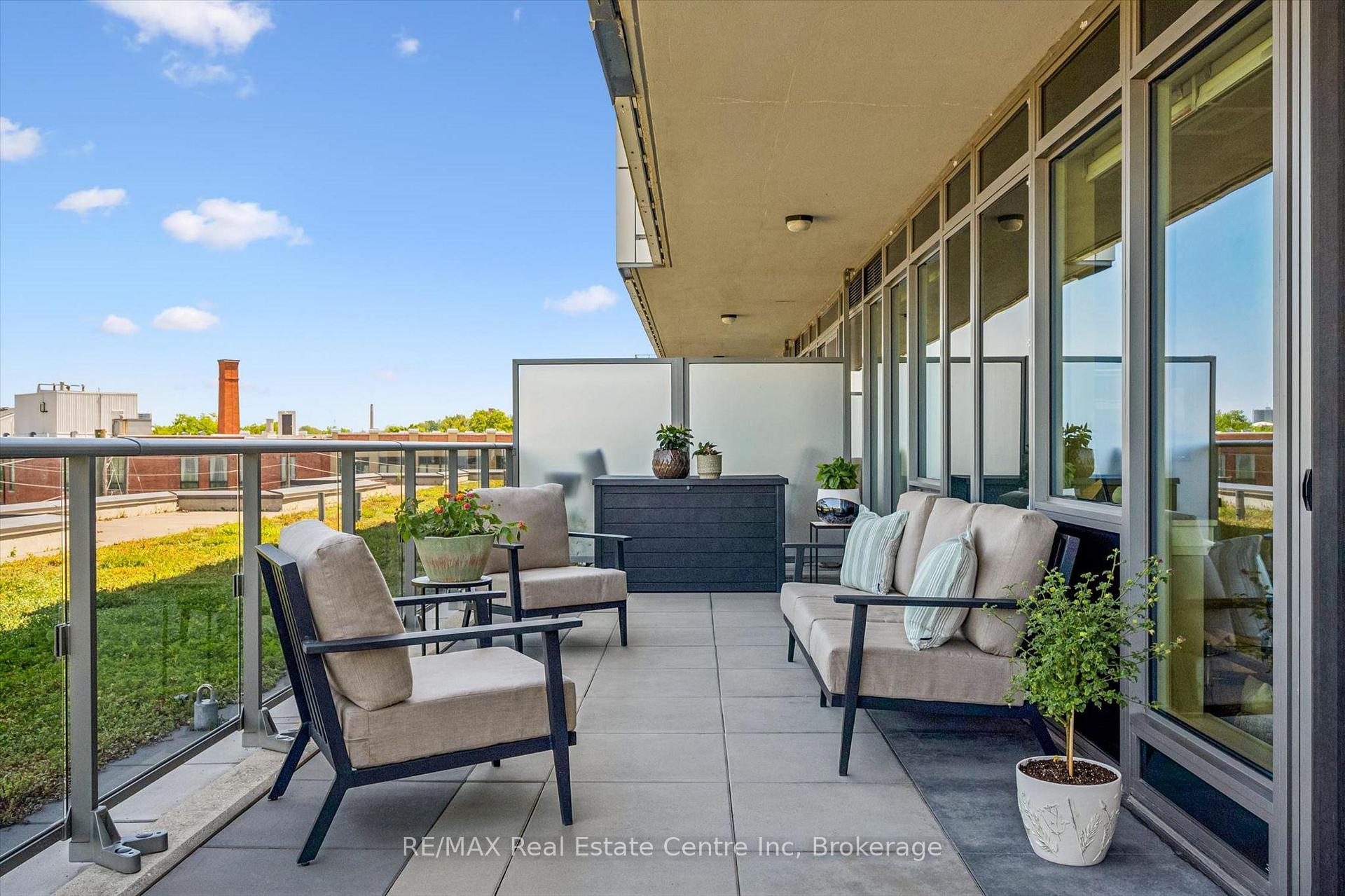 Photo 22 of Unit 402, 73 Arthur Street S, Guelph, Downtown — HOMEH