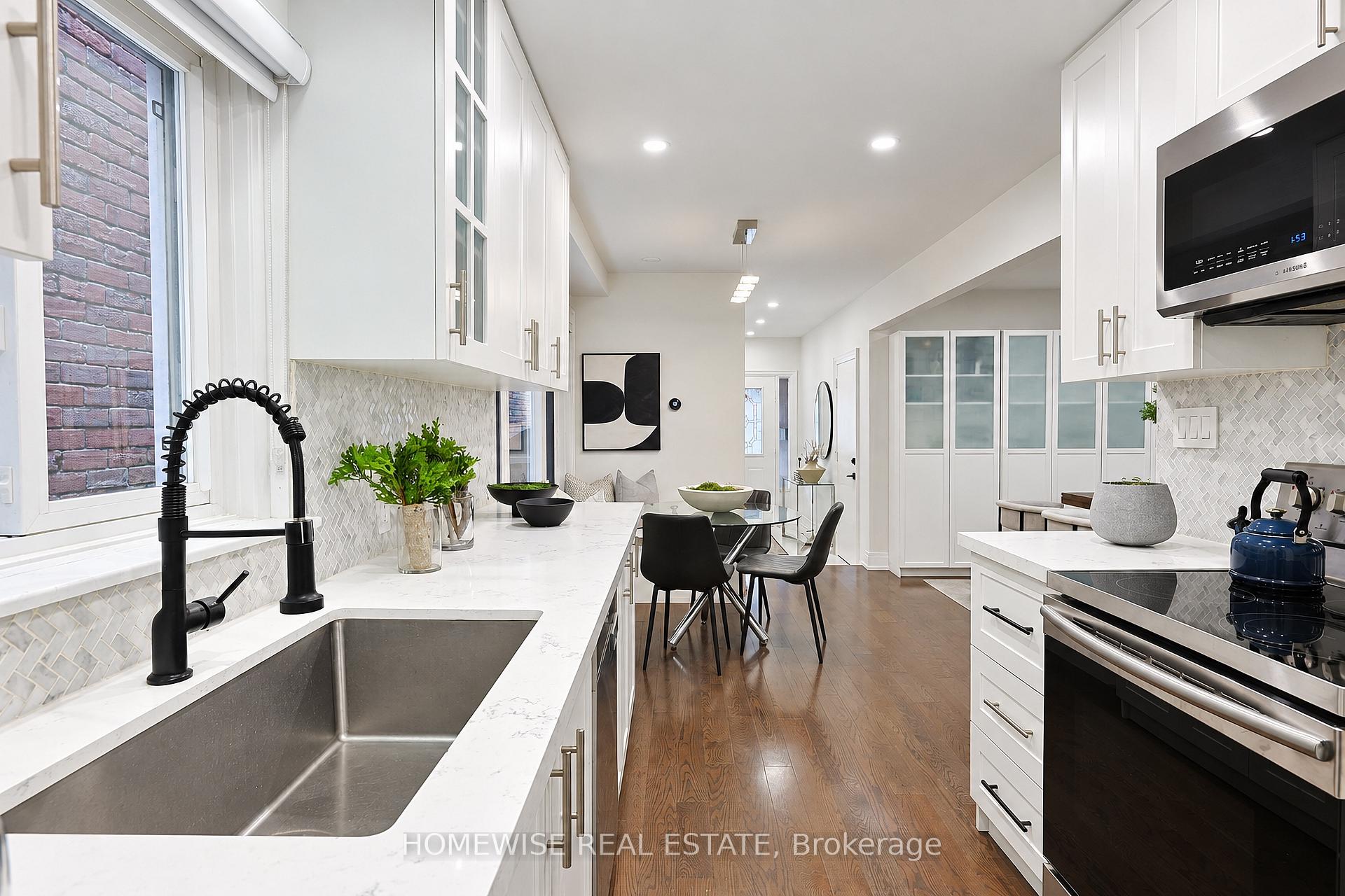 Photo 7 of 120 Mcmorran Crescent, Vaughan, Brownridge — HOMEH