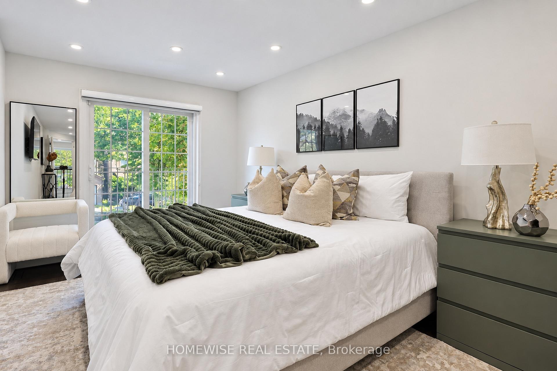Photo 15 of 120 Mcmorran Crescent, Vaughan, Brownridge — HOMEH