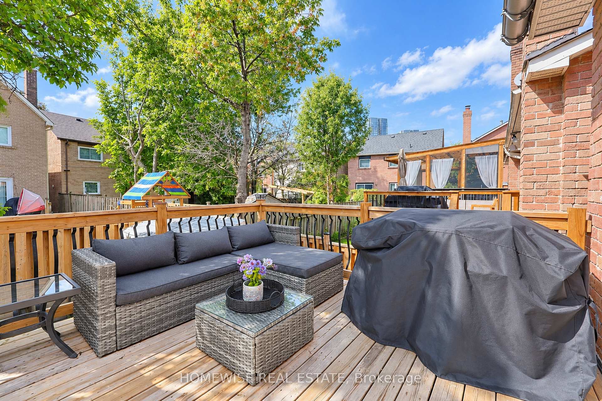 Photo 25 of 120 Mcmorran Crescent, Vaughan, Brownridge — HOMEH