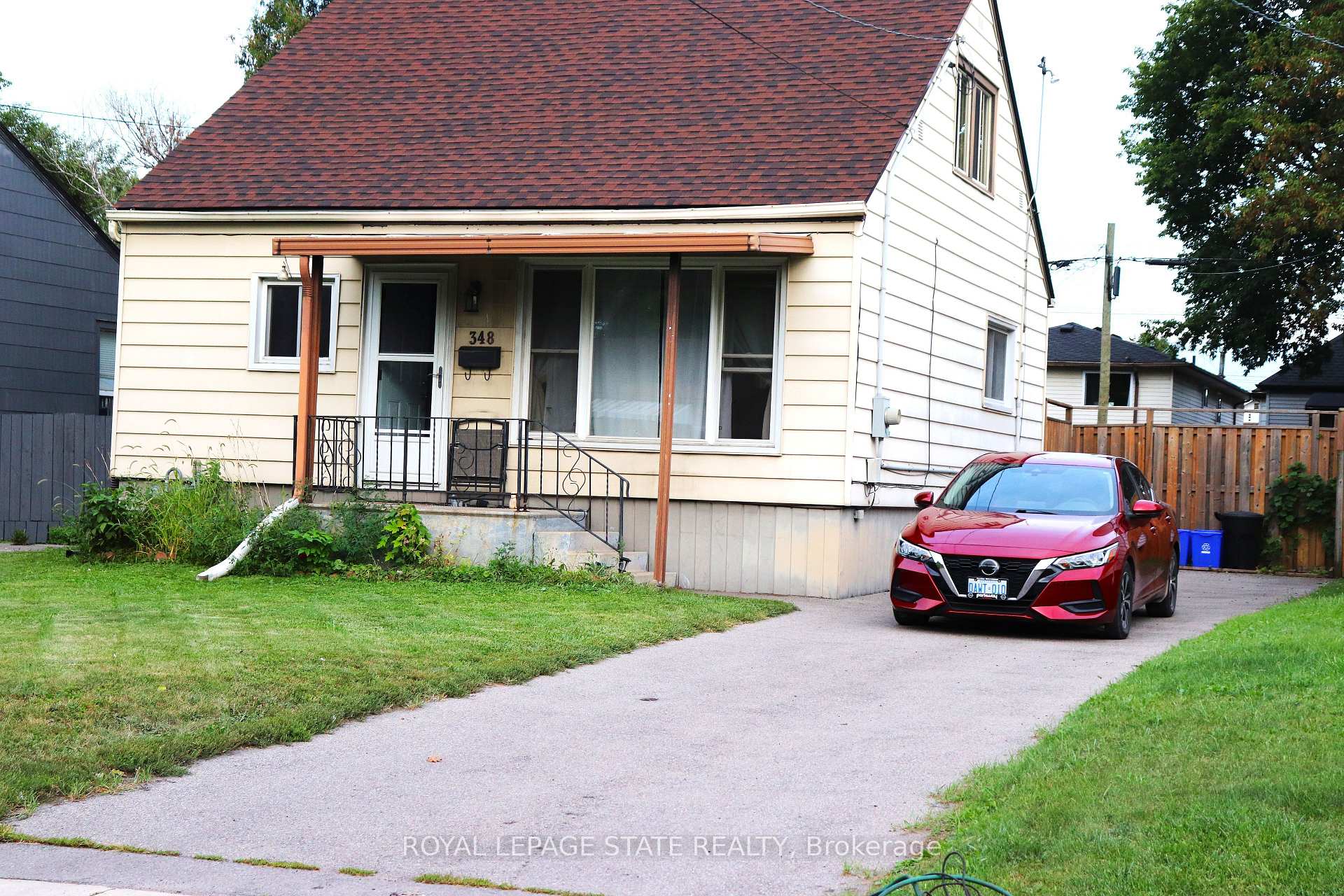 Photo 2 of 348 Weir Street N, Hamilton, Homeside — HOMEH