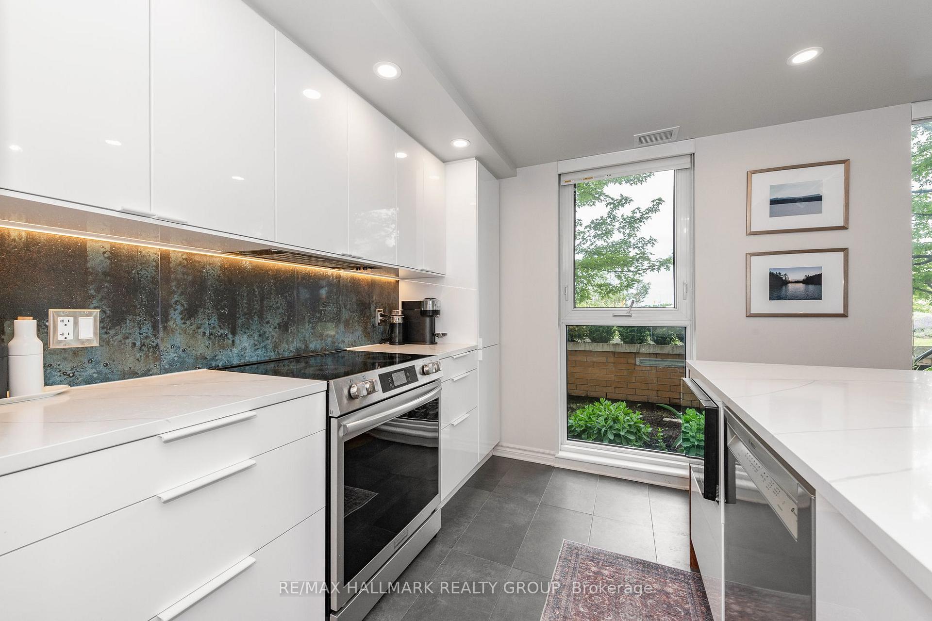 Photo 19 of Unit 110, 200 Lett Street, Ottawa, West Centre Town — HOMEH