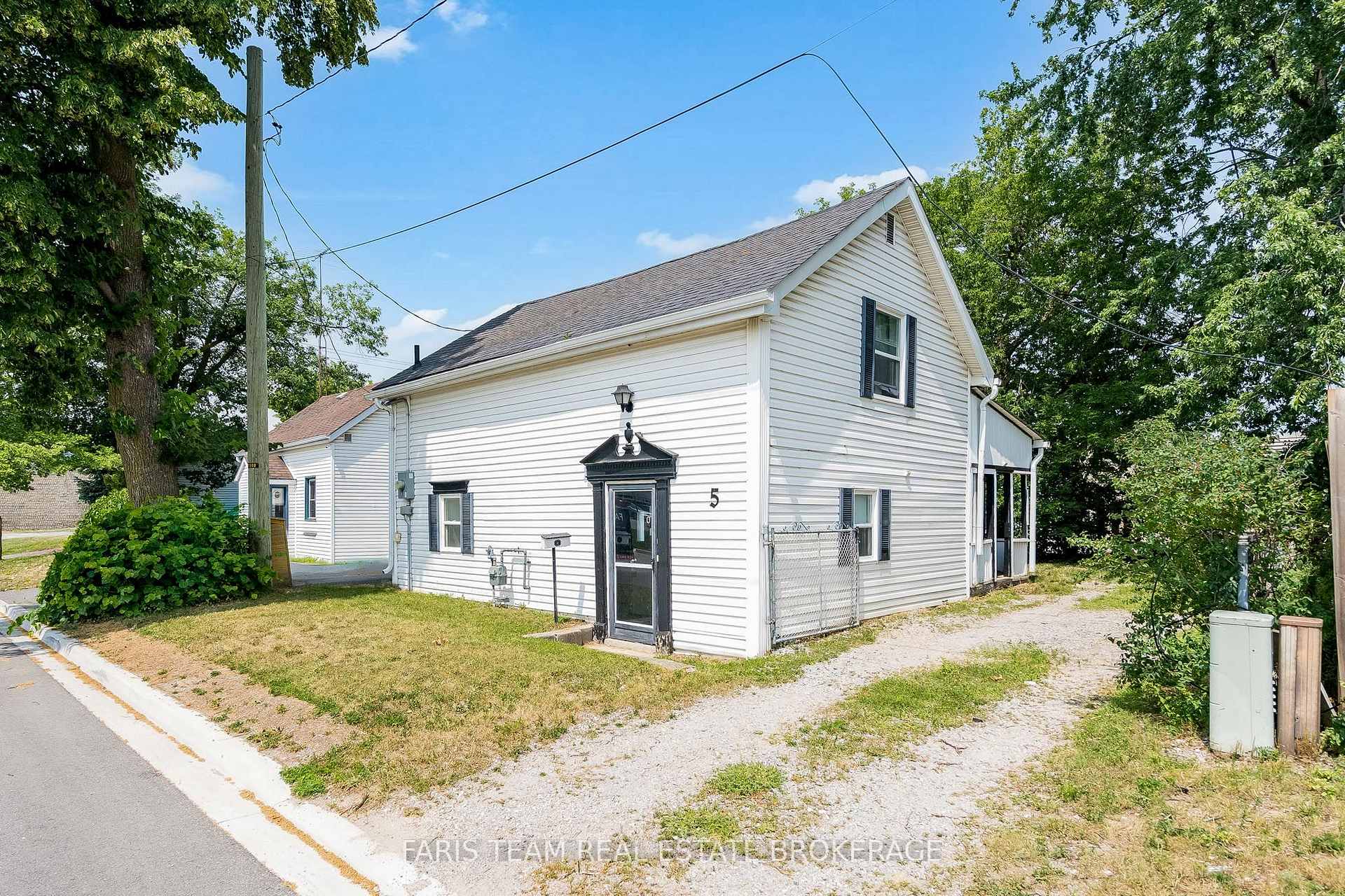 Photo of 5 Robert Street