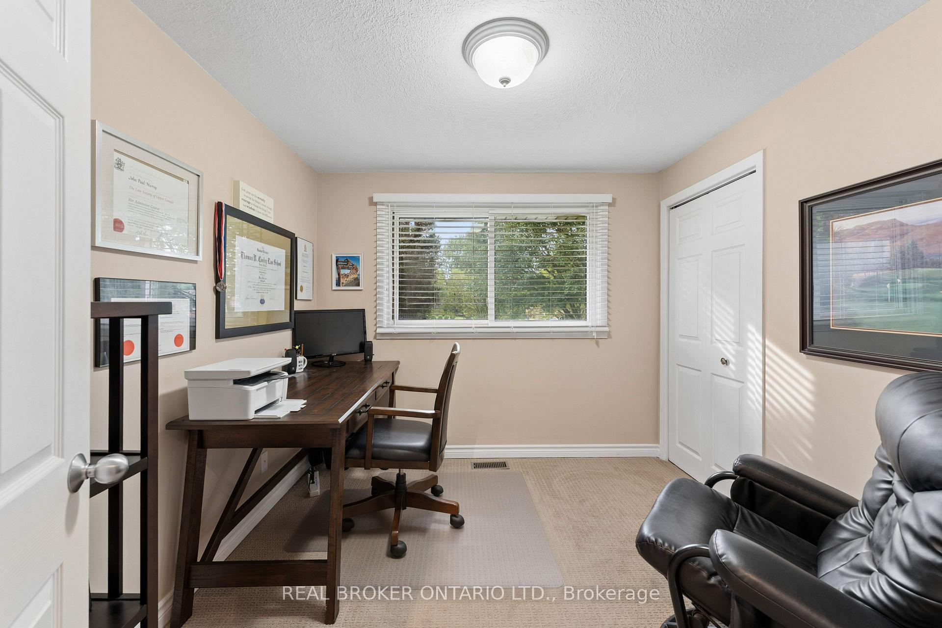 Photo 17 of 373 Forestlawn Road, Waterloo, Lexington — HOMEH
