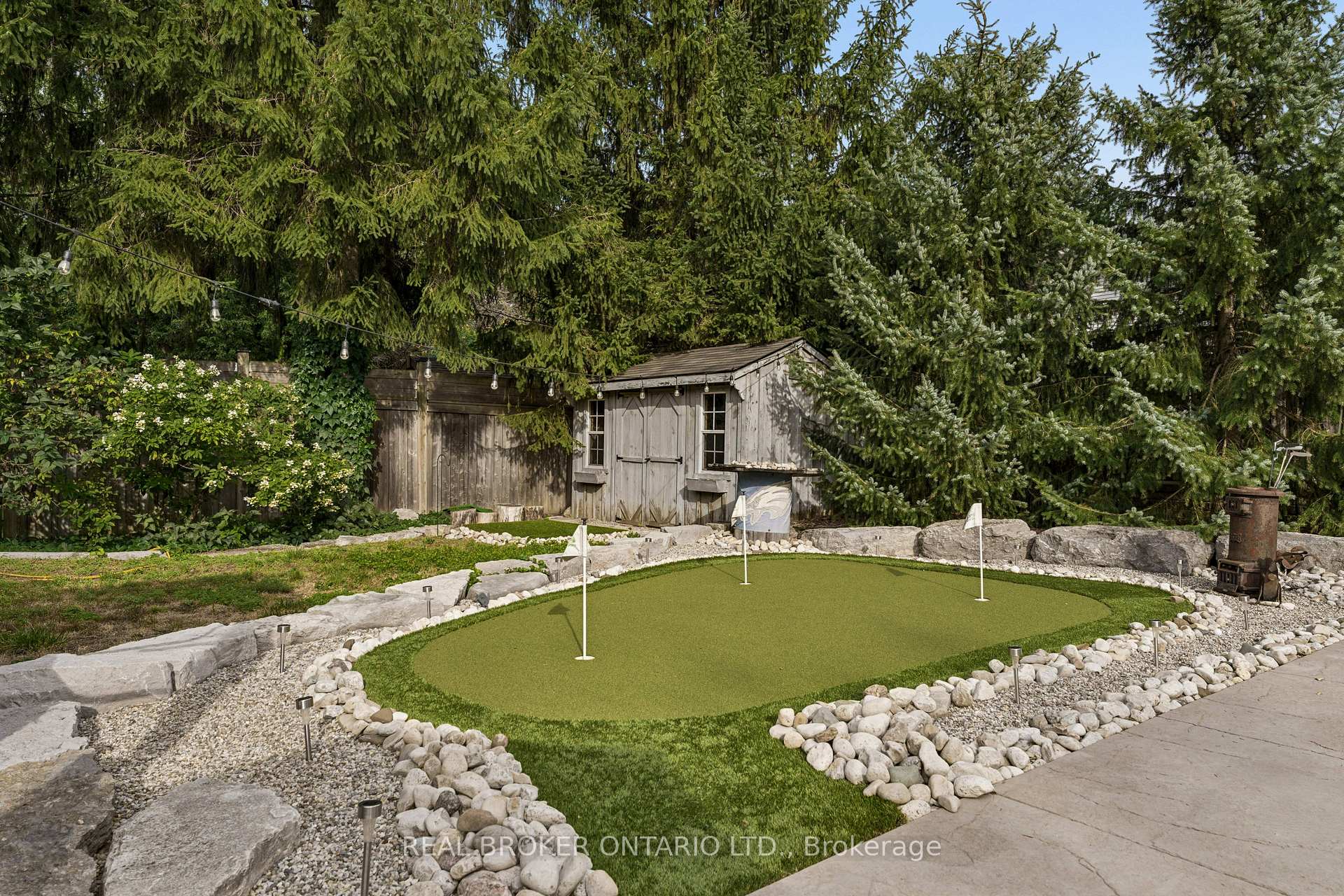 Photo 34 of 373 Forestlawn Road, Waterloo, Lexington — HOMEH
