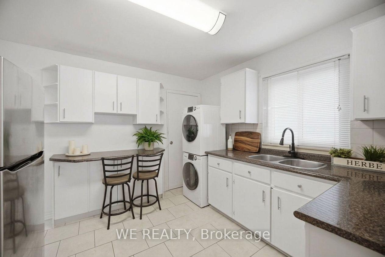 Photo 6 of 122 Parsell Square, Scarborough, Malvern — HOMEH