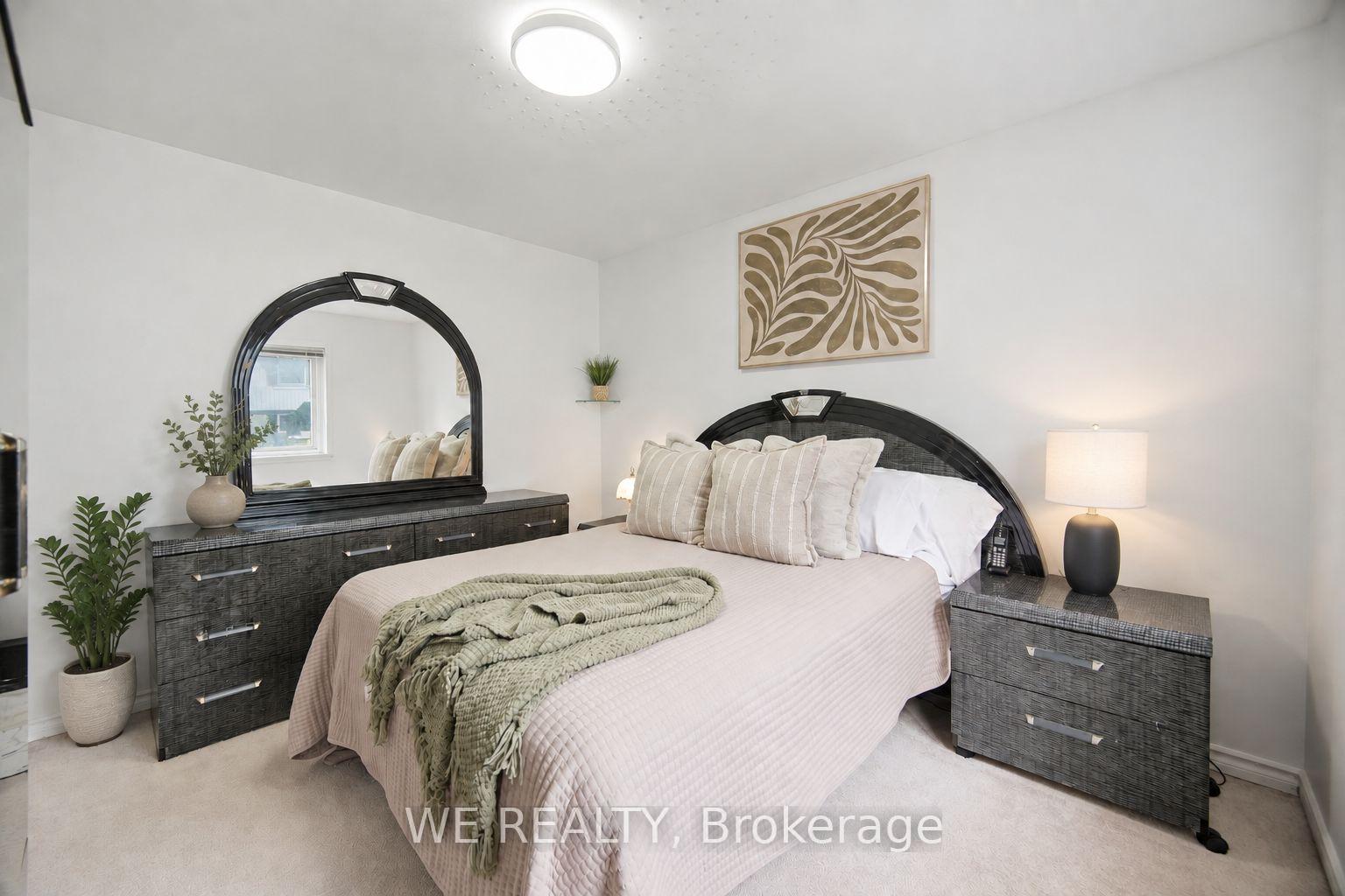 Photo 9 of 122 Parsell Square, Scarborough, Malvern — HOMEH