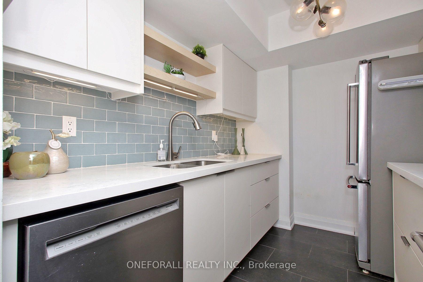 Photo 8 of Unit 633, 222 The Esplanade, Toronto, Waterfront Communities — HOMEH