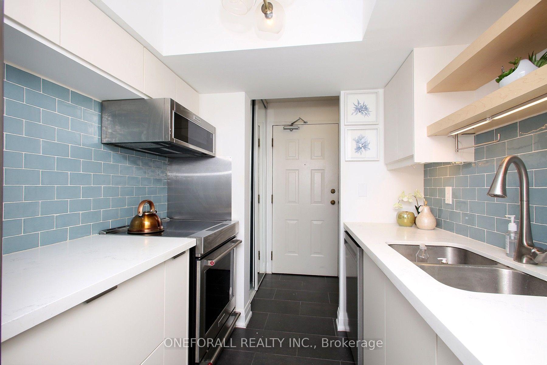 Photo 9 of Unit 633, 222 The Esplanade, Toronto, Waterfront Communities — HOMEH