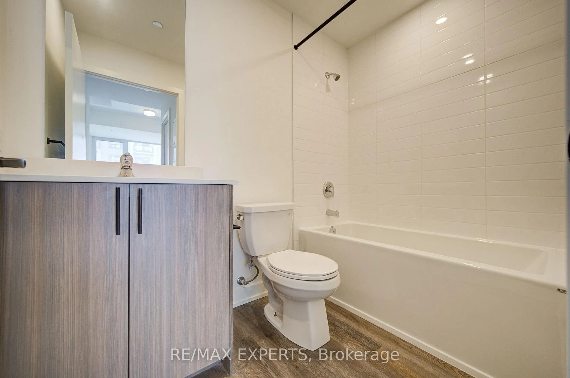 Photo 40 of Unit 516, 2475 Old Bronte Road, Oakville, Westmount — HOMEH