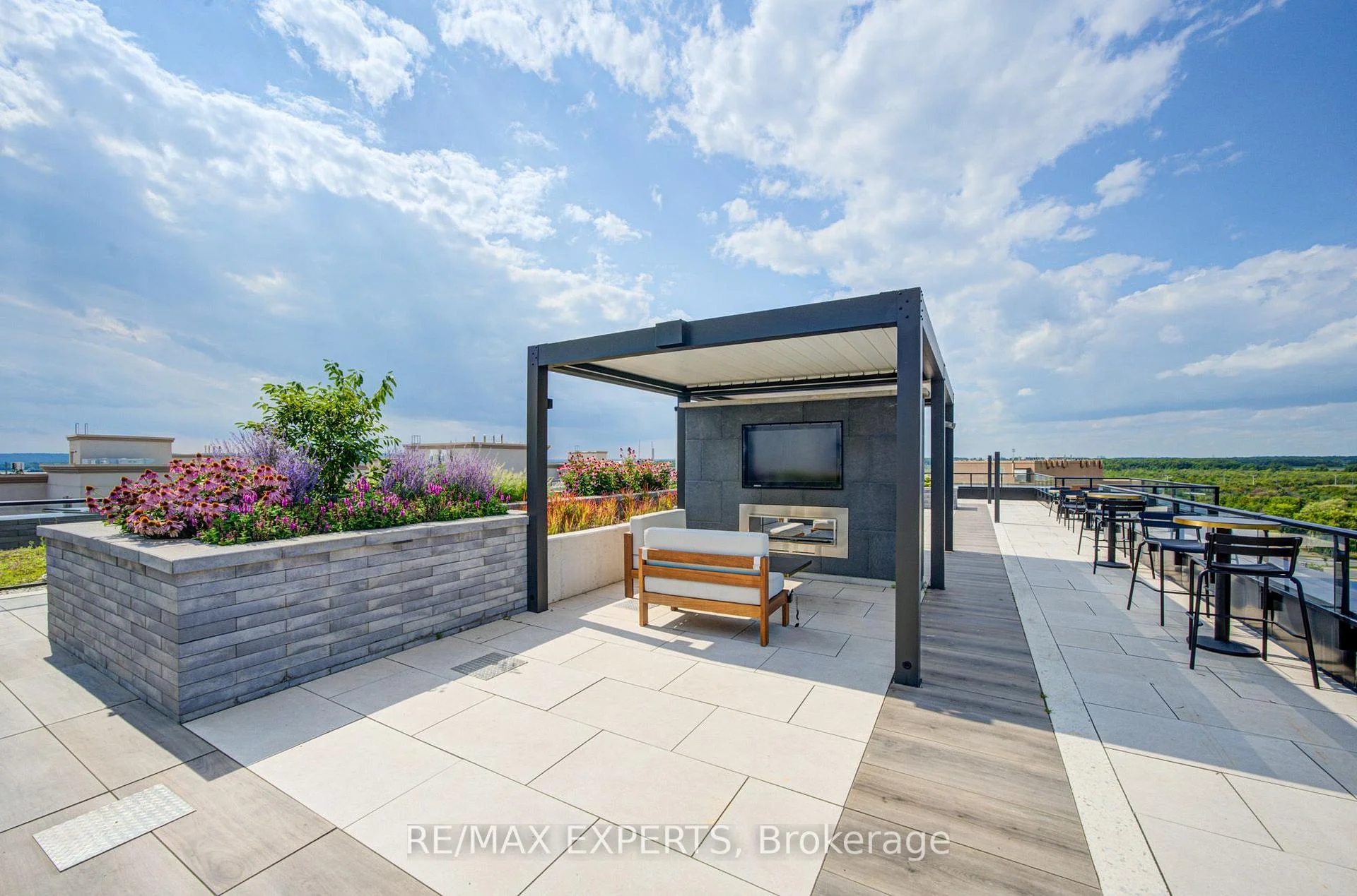 Photo 78 of Unit 516, 2475 Old Bronte Road, Oakville, Westmount — HOMEH