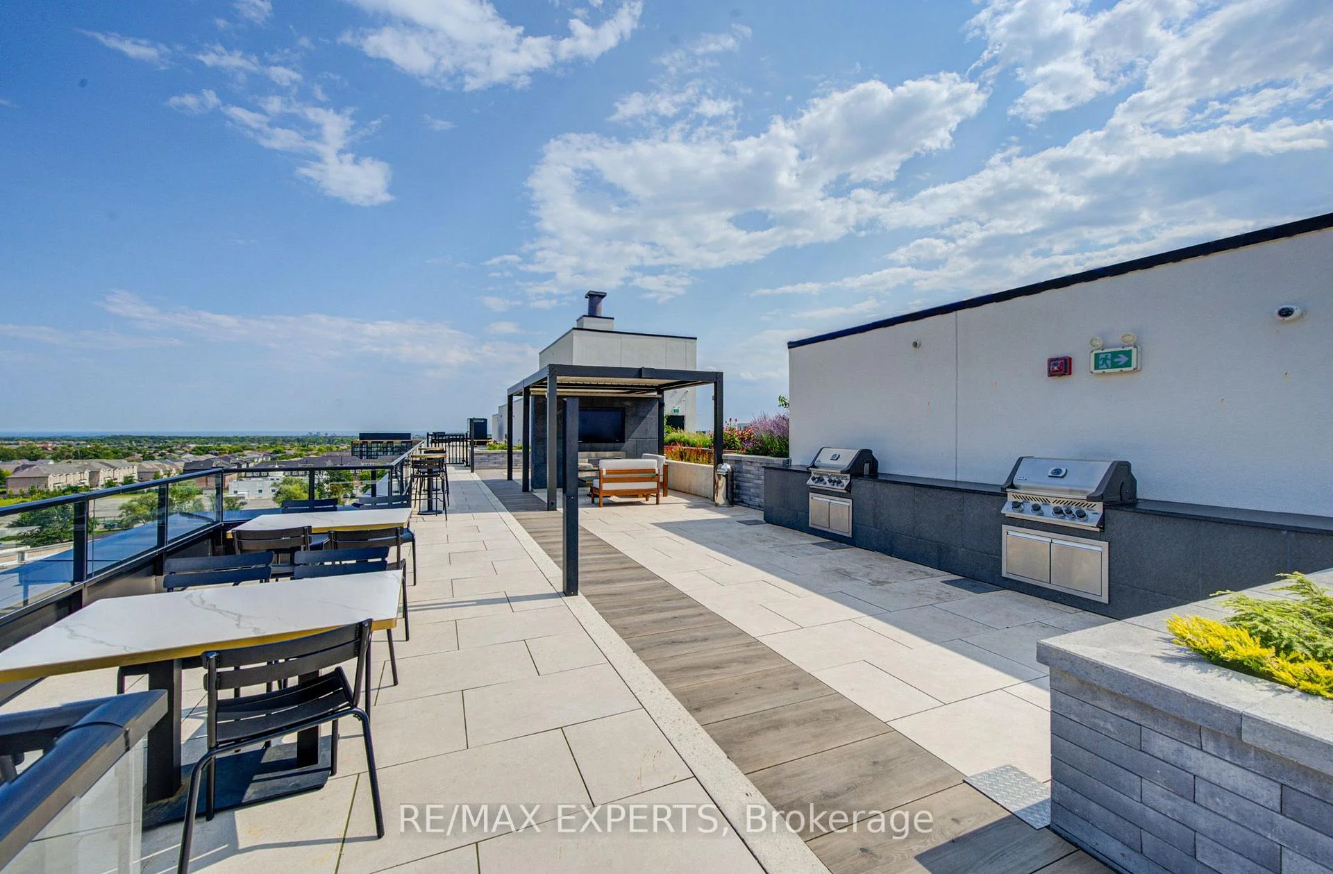 Photo 80 of Unit 516, 2475 Old Bronte Road, Oakville, Westmount — HOMEH