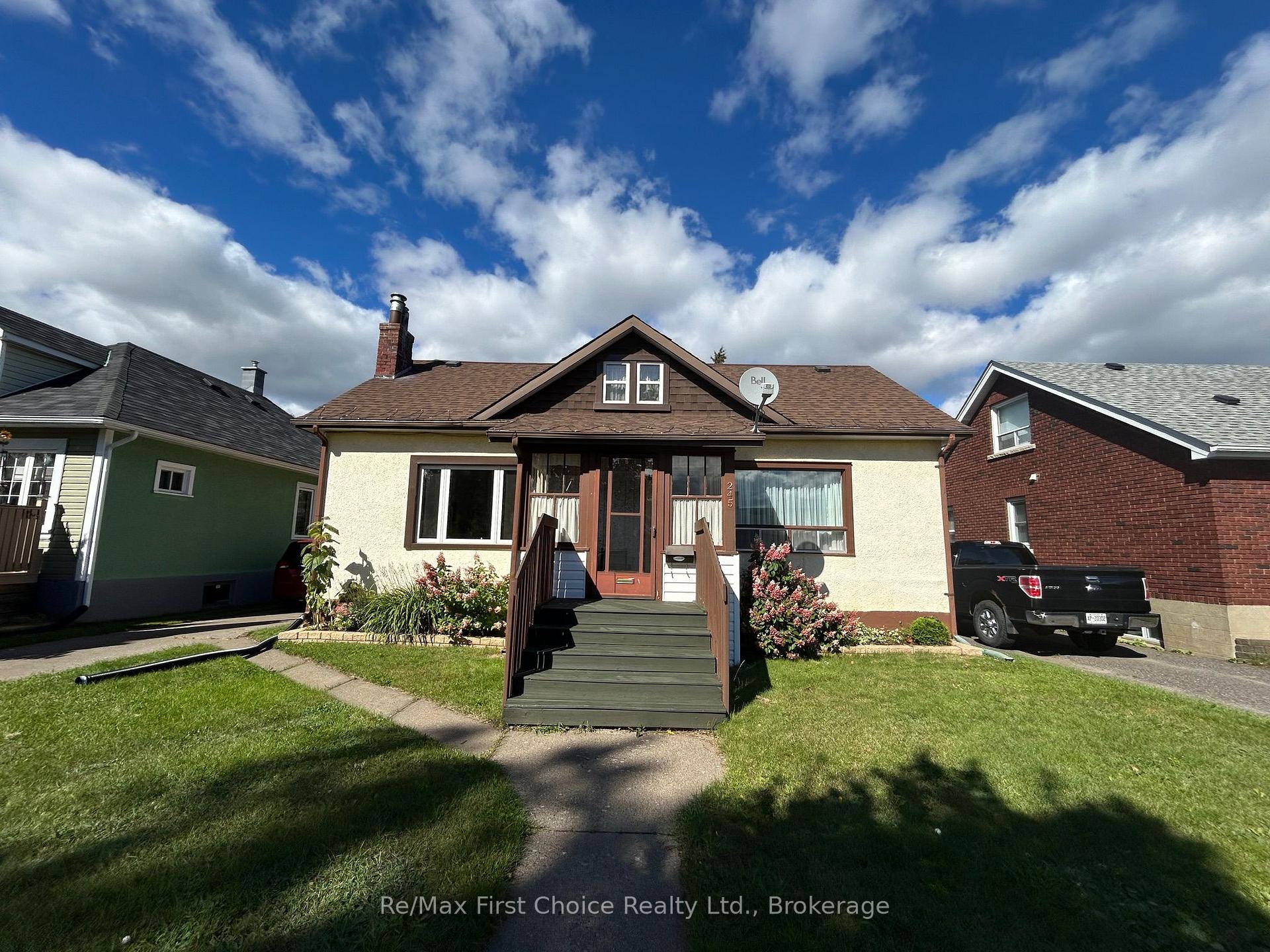 Front of 245 Francis Street W