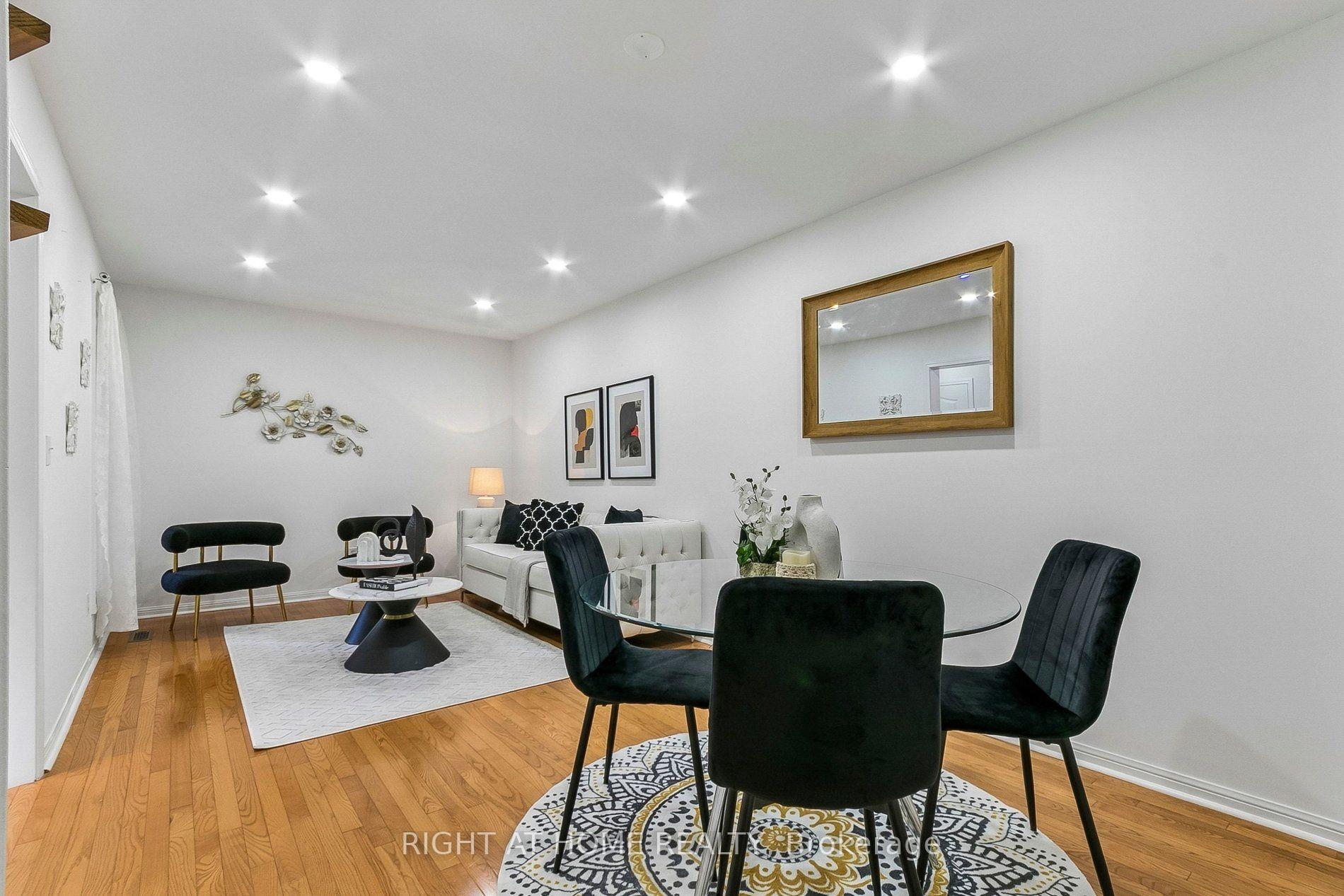 Photo 11 of 1373 Quest Circle, Mississauga, Meadowvale Village — HOMEH