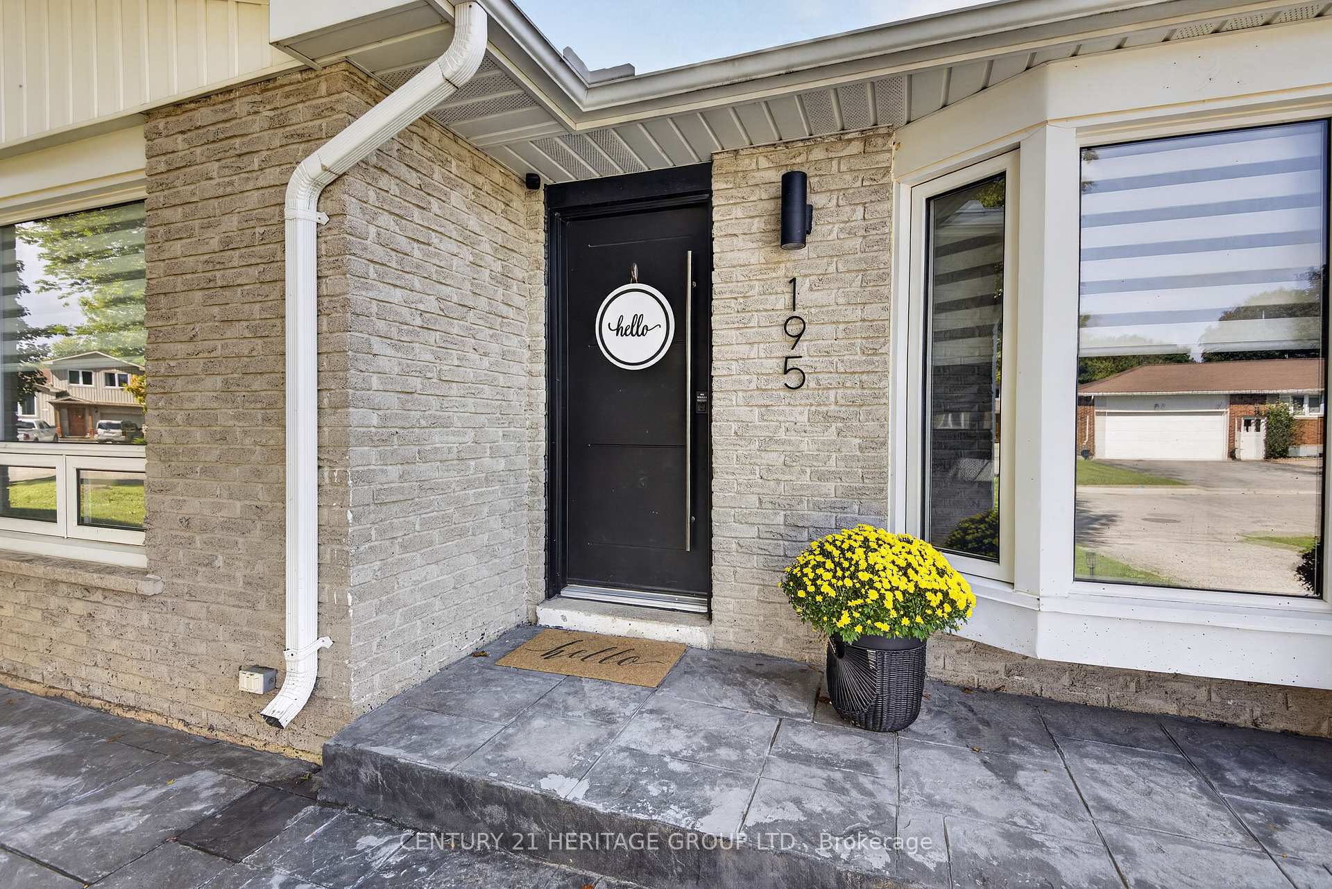 Photo 4 of 195 Mackenzie Street, New Tecumseth, Alliston — HOMEH