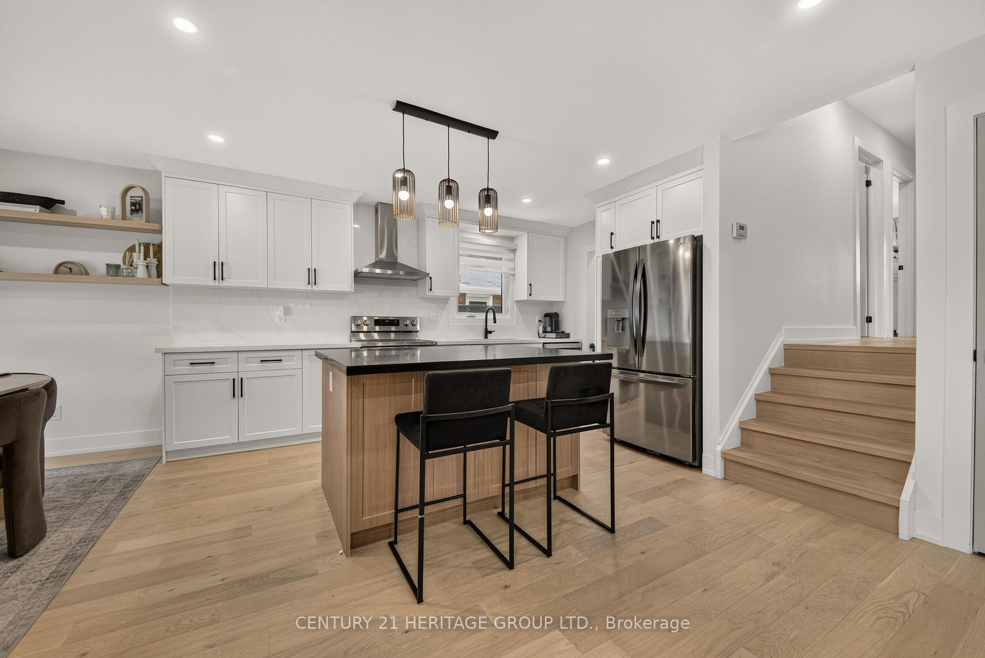 Photo 9 of 195 Mackenzie Street, New Tecumseth, Alliston — HOMEH