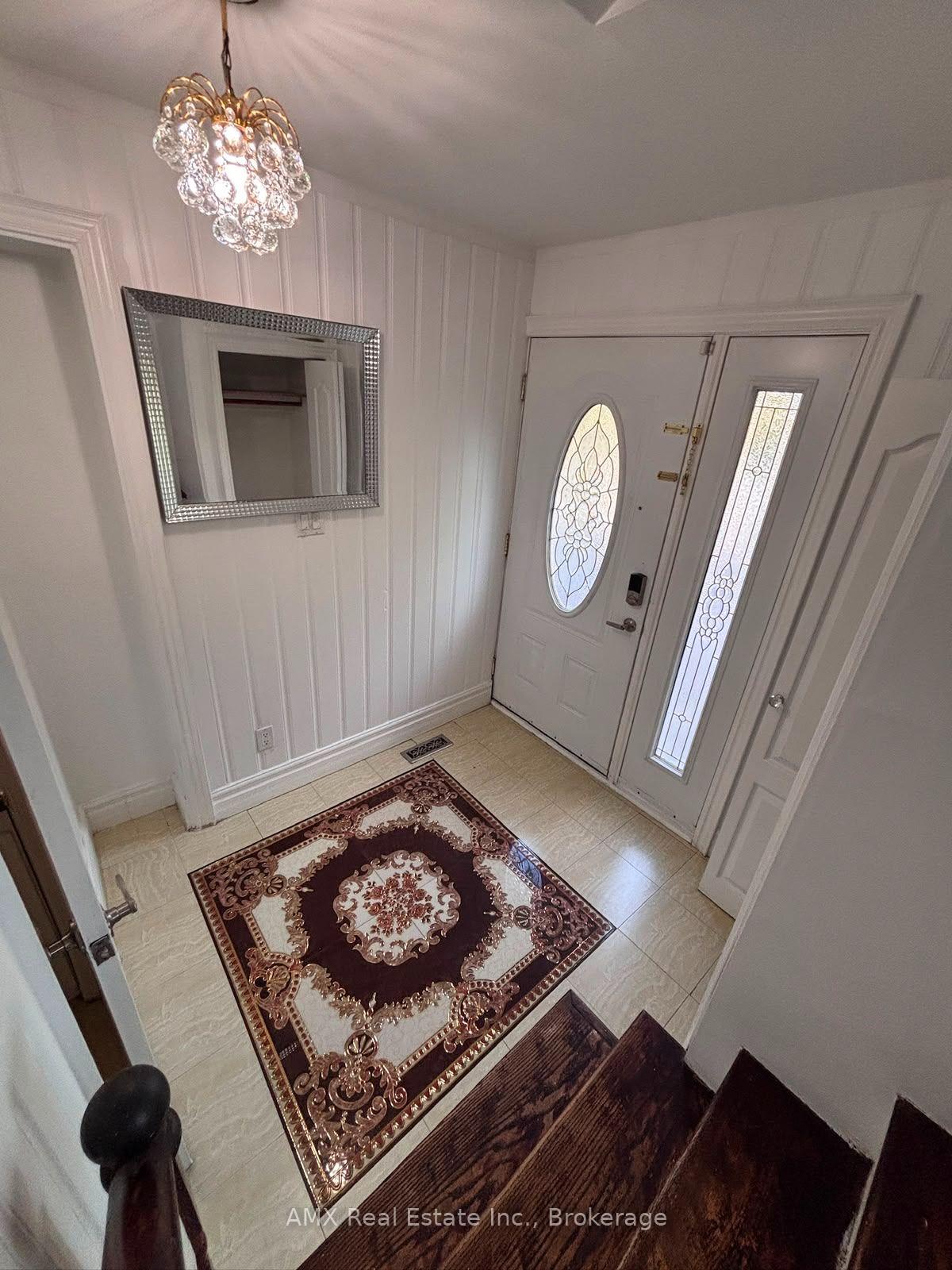 Photo 13 of 14 Camperdown Avenue, Etobicoke, Kingsview Village-The Westway — HOMEH