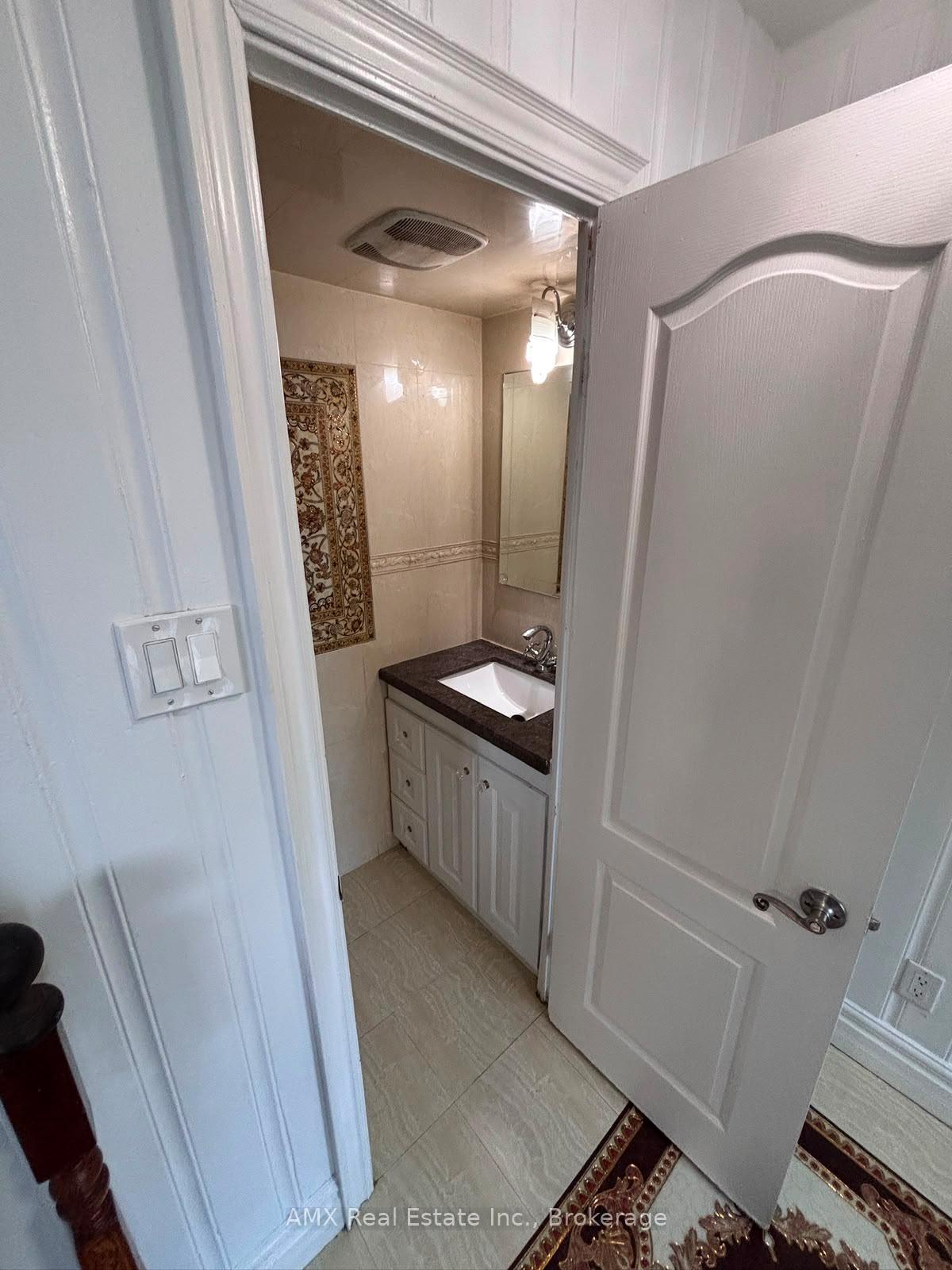 Photo 14 of 14 Camperdown Avenue, Etobicoke, Kingsview Village-The Westway — HOMEH