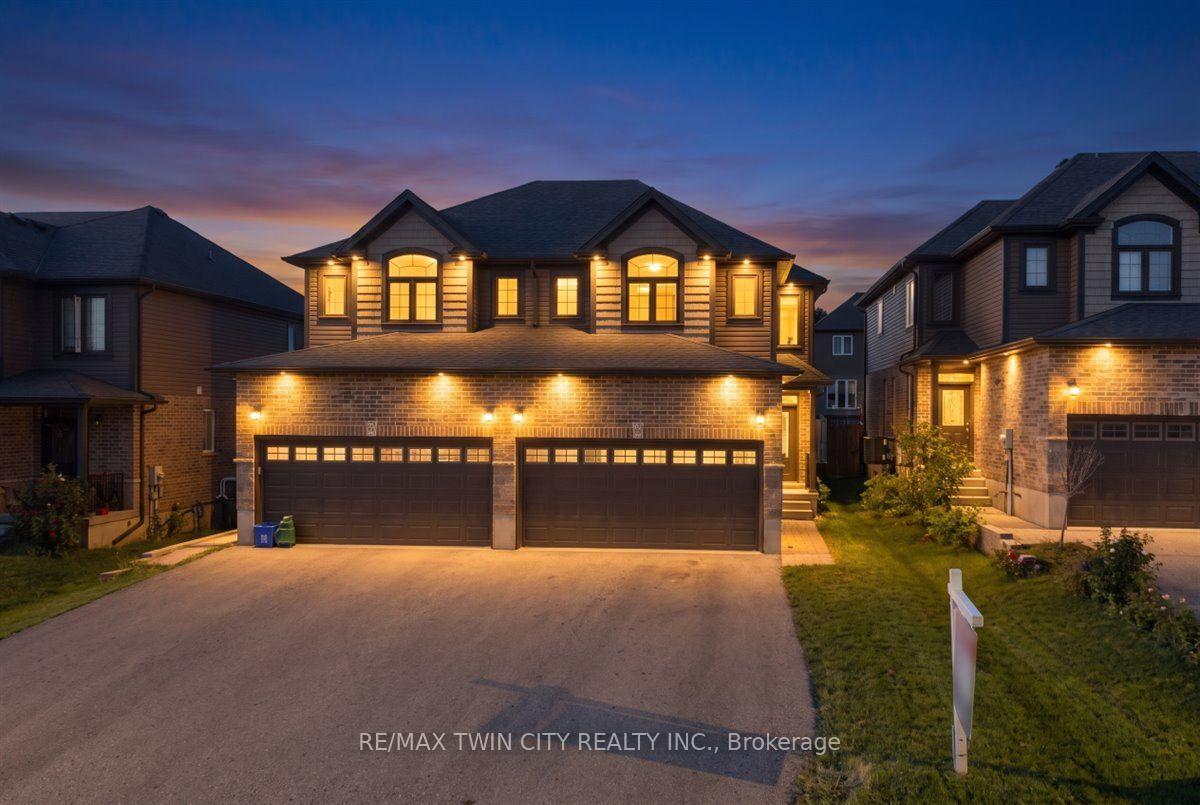 Photo 1 of 109 Links Crescent N, Woodstock, Woodstock - North — HOMEH