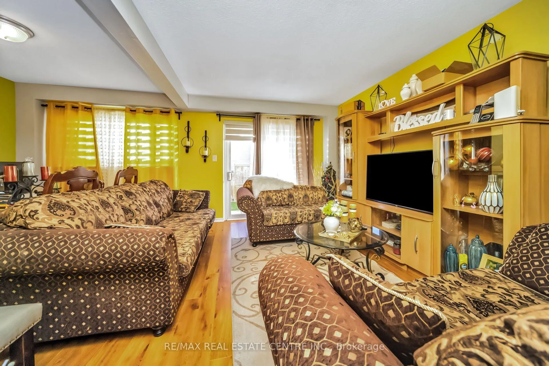 Photo 8 of 59 Craigleigh Crescent, Brampton, Avondale — HOMEH