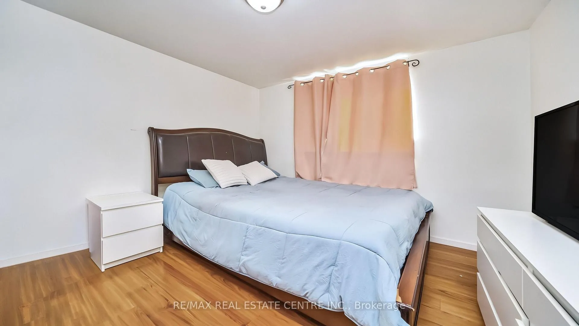 Photo 12 of 59 Craigleigh Crescent, Brampton, Avondale — HOMEH