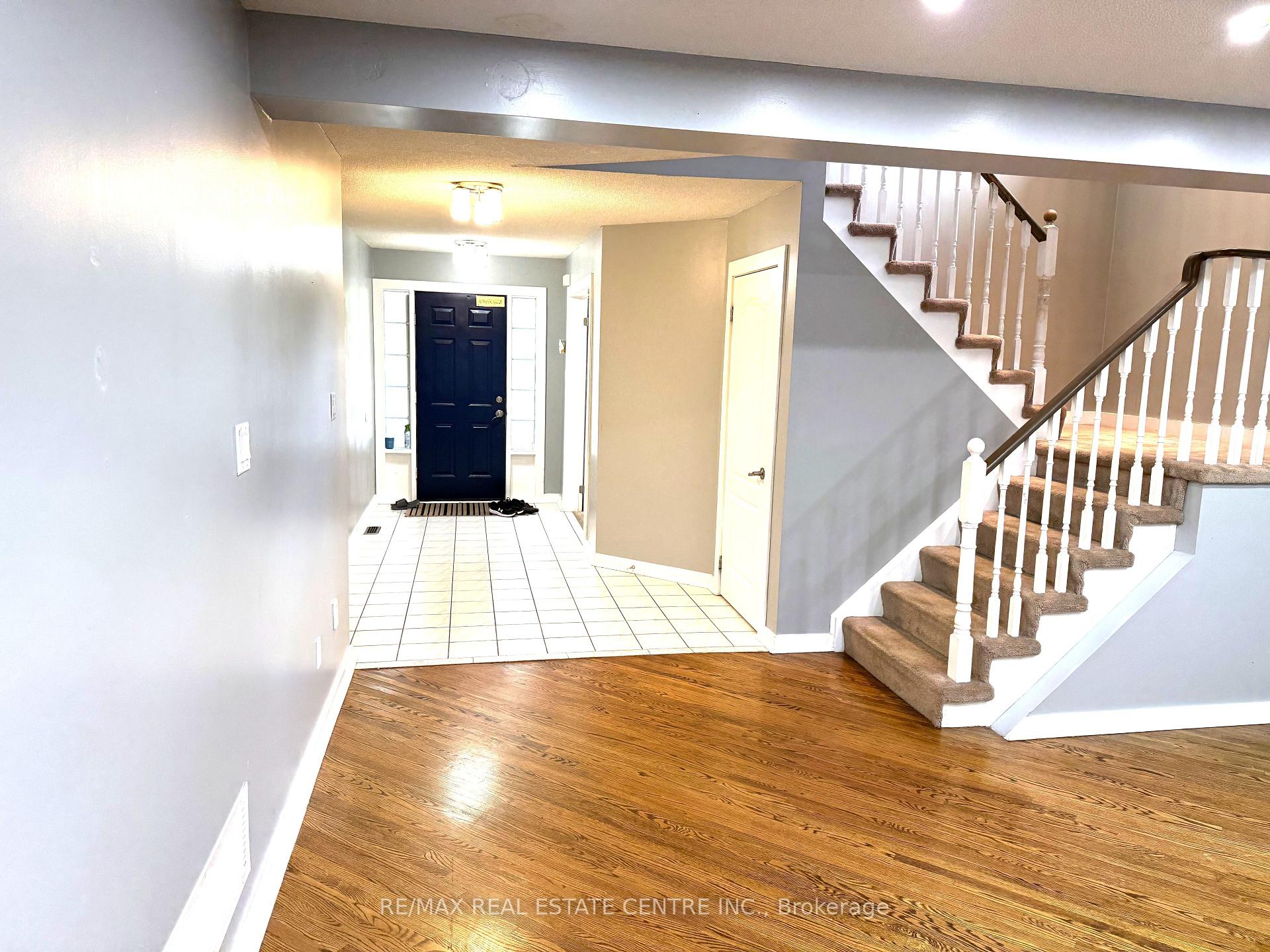 Photo 15 of 28 McIvor Street, Whitby, Rolling Acres — HOMEH