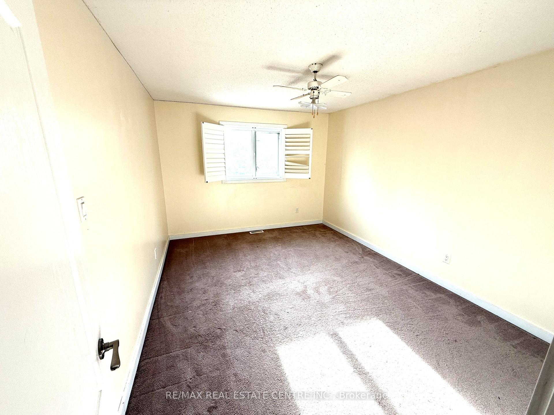 Photo 26 of 28 McIvor Street, Whitby, Rolling Acres — HOMEH