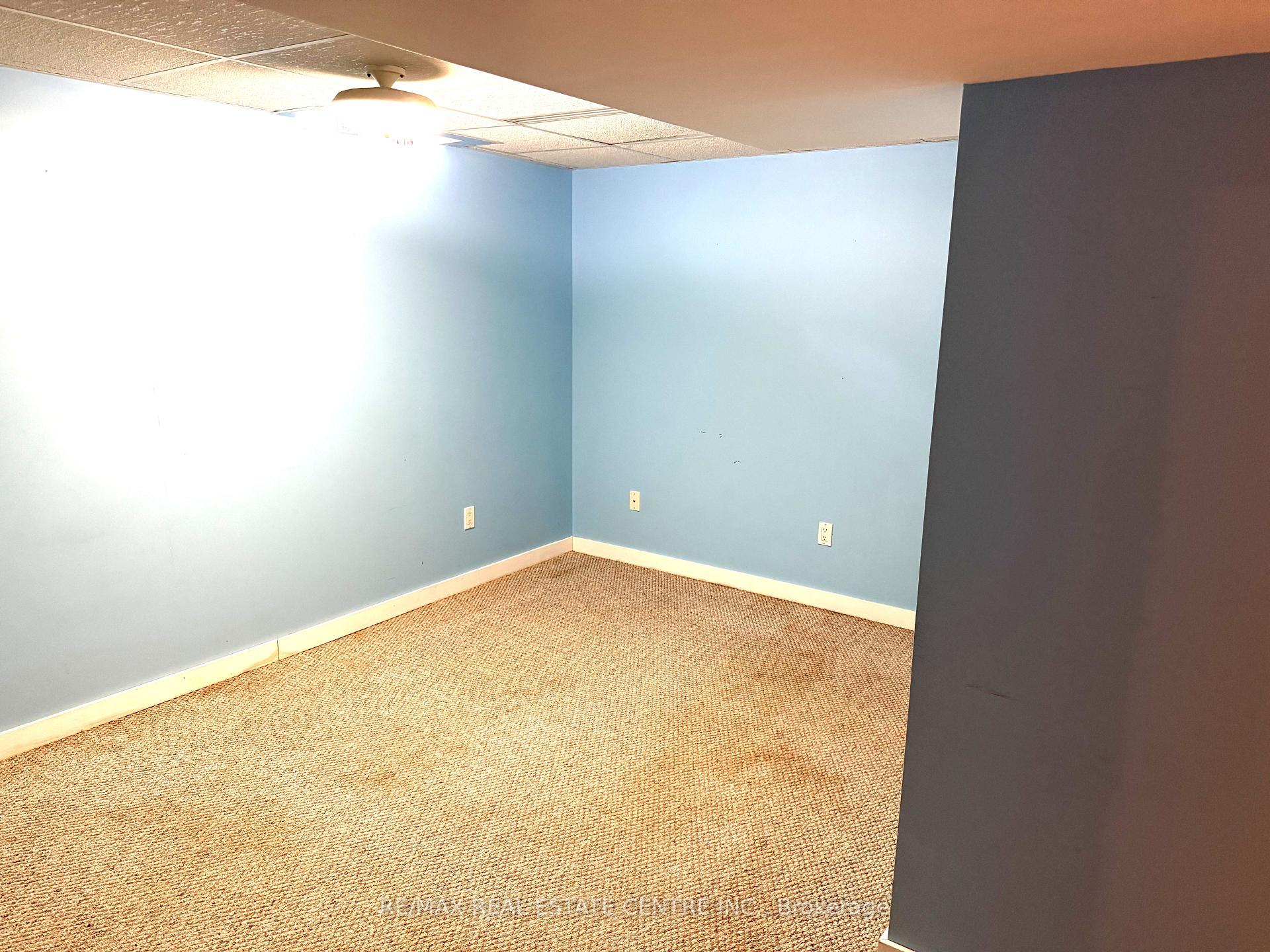Photo 31 of 28 McIvor Street, Whitby, Rolling Acres — HOMEH