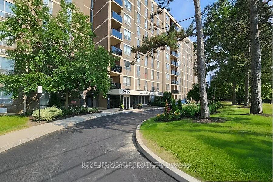 Front of Unit 411, 2835 Islington Avenue