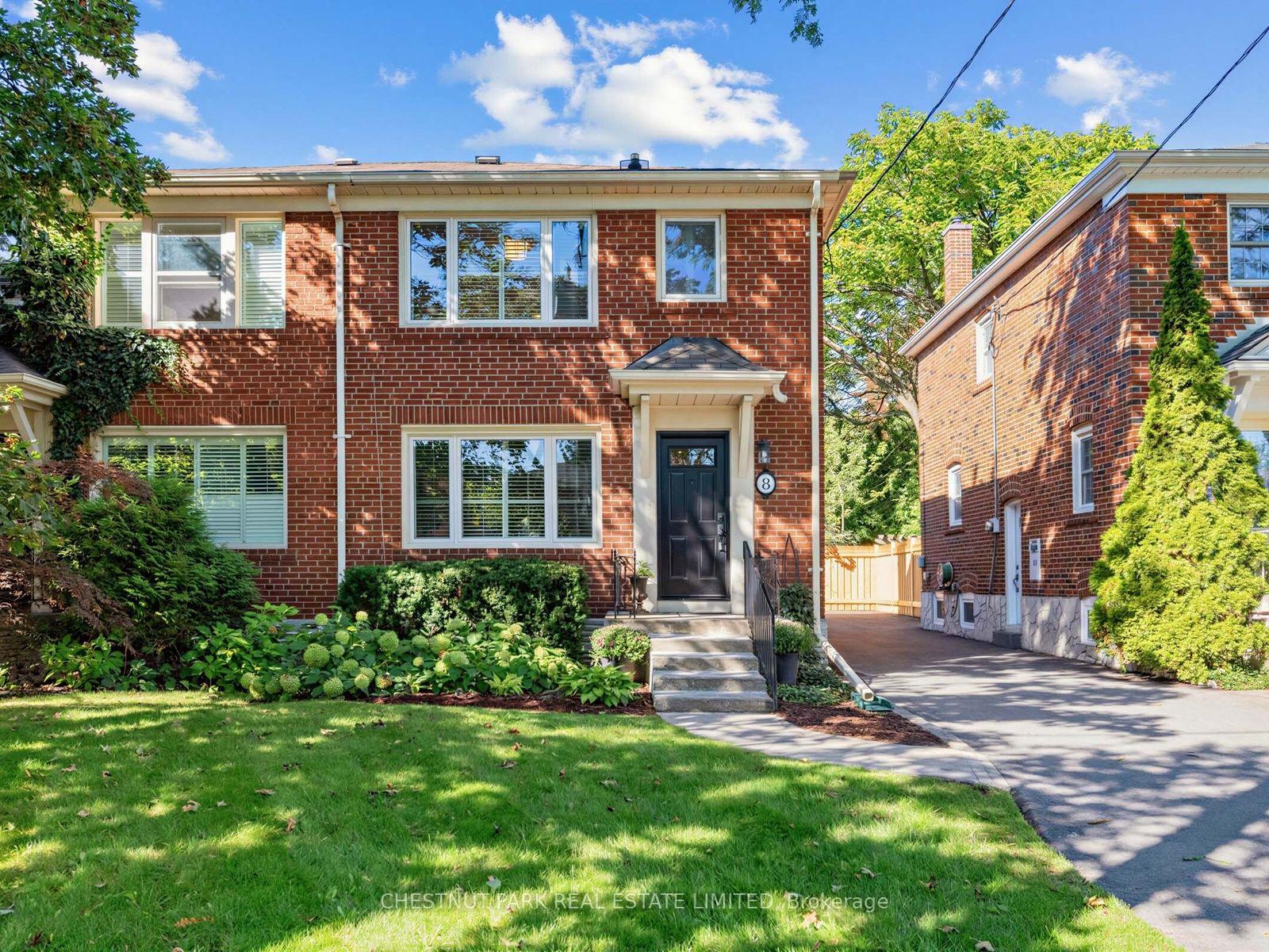 Photo 3 of 8 Beaufield Avenue, Toronto, Leaside — HOMEH