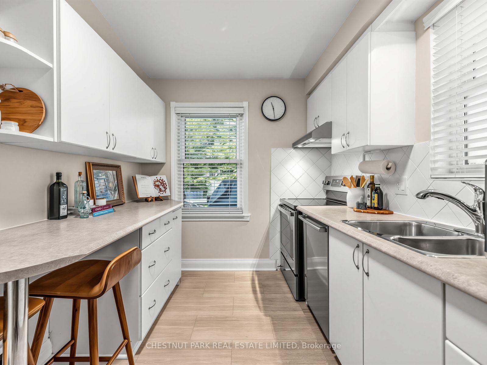 Photo 22 of 8 Beaufield Avenue, Toronto, Leaside — HOMEH