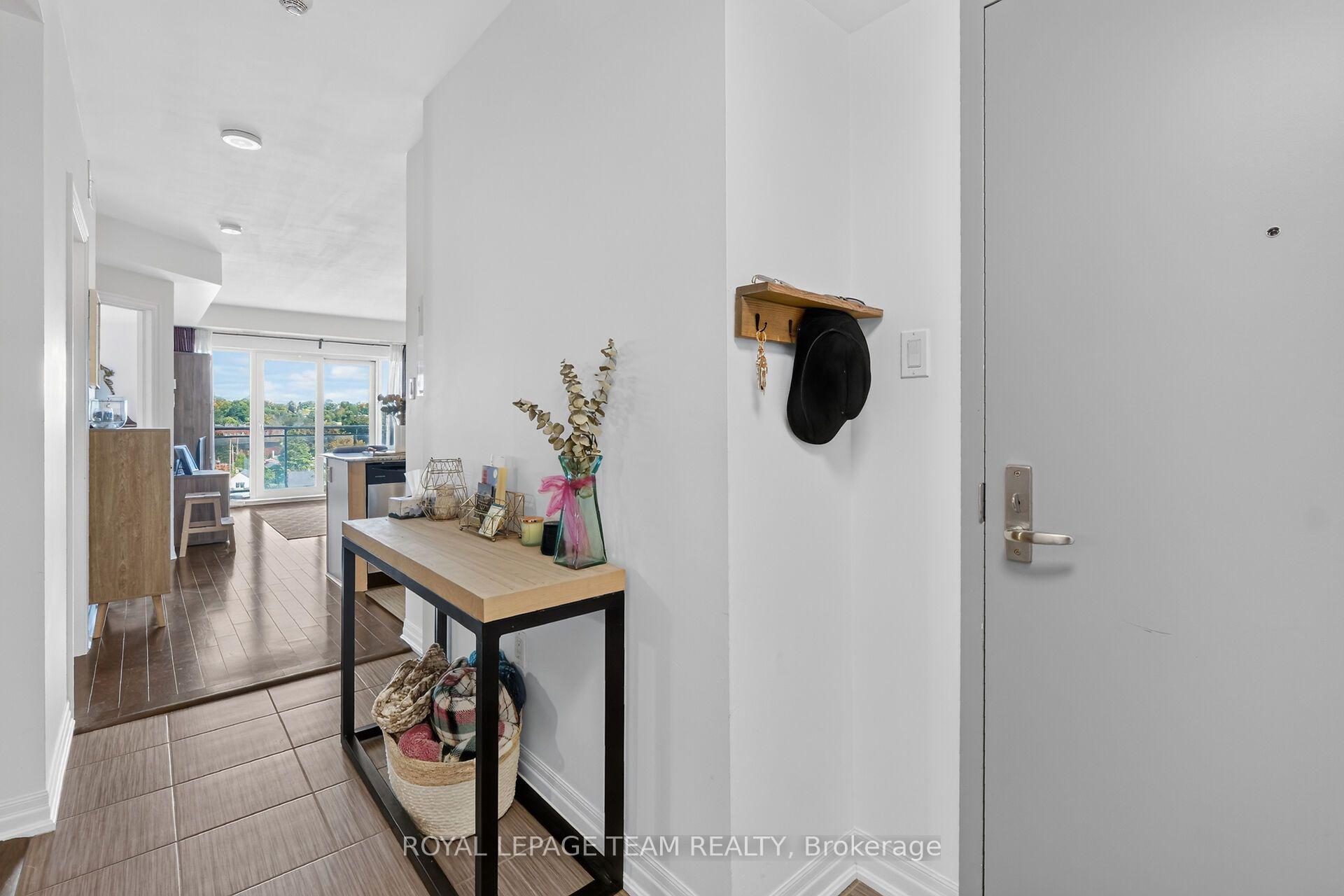 Photo 5 of Unit 706, 90 Landry Street, Ottawa, Vanier — HOMEH