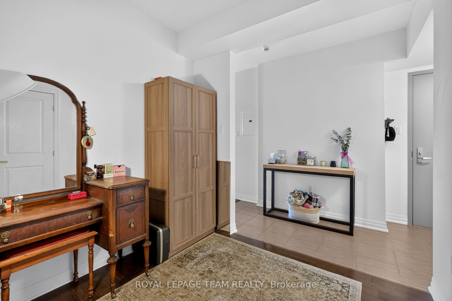 Photo 8 of Unit 706, 90 Landry Street, Ottawa, Vanier — HOMEH