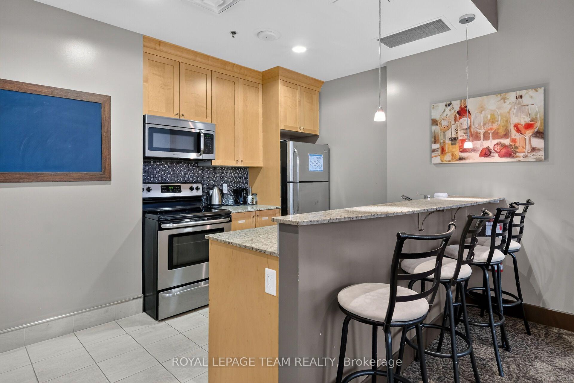 Photo 38 of Unit 706, 90 Landry Street, Ottawa, Vanier — HOMEH