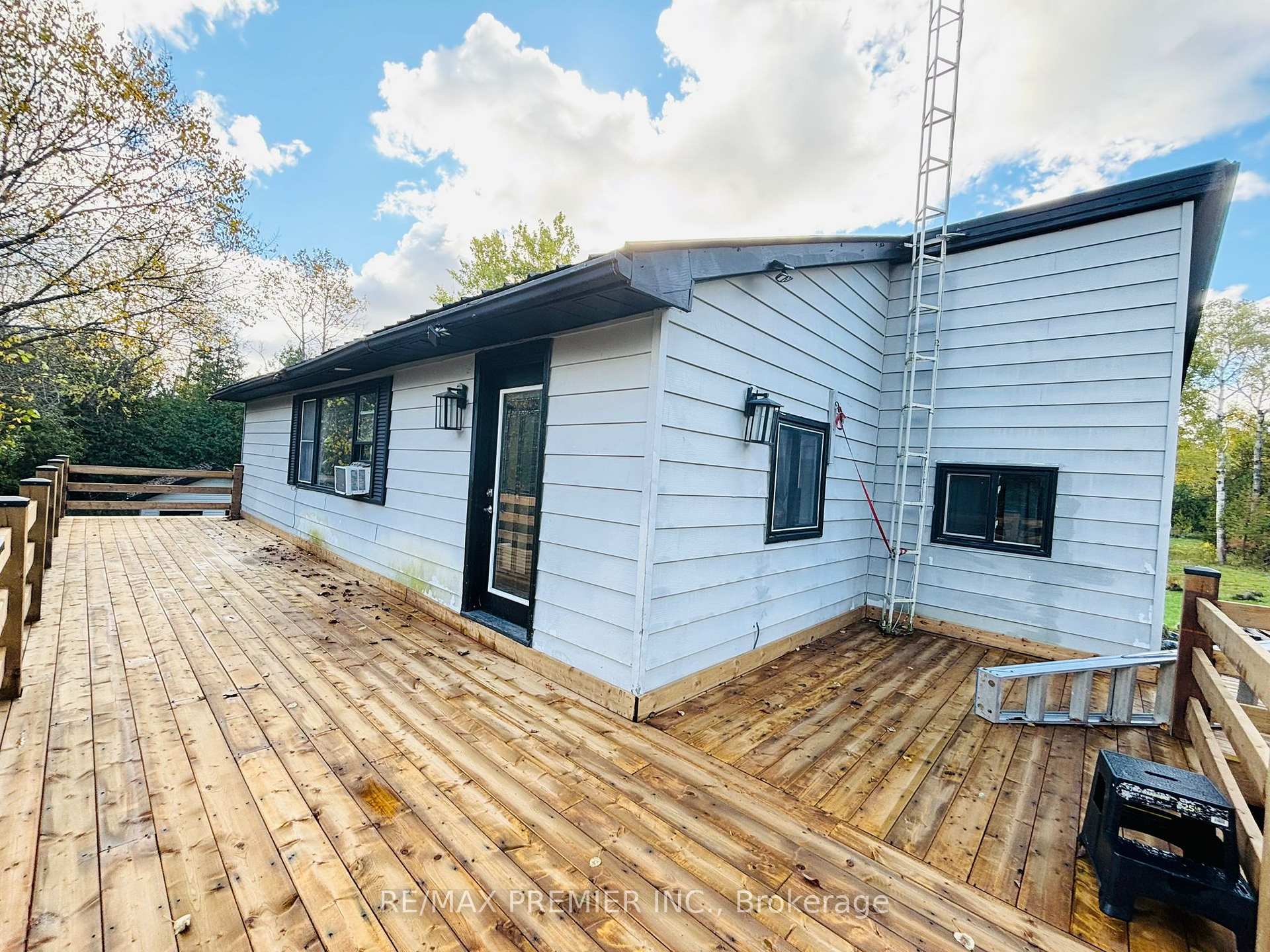 Photo of 2506 Concession 10 N Nottawasaga Road