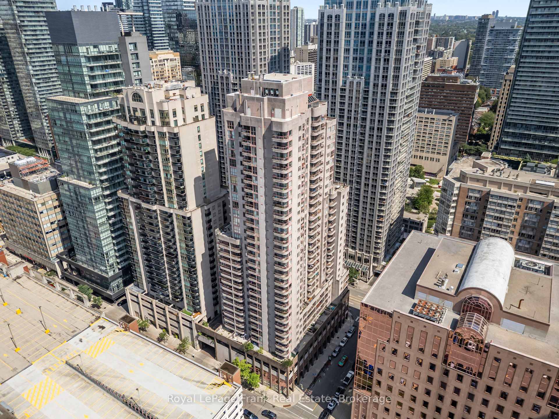 Photo of Unit 2910, 736 Bay Street