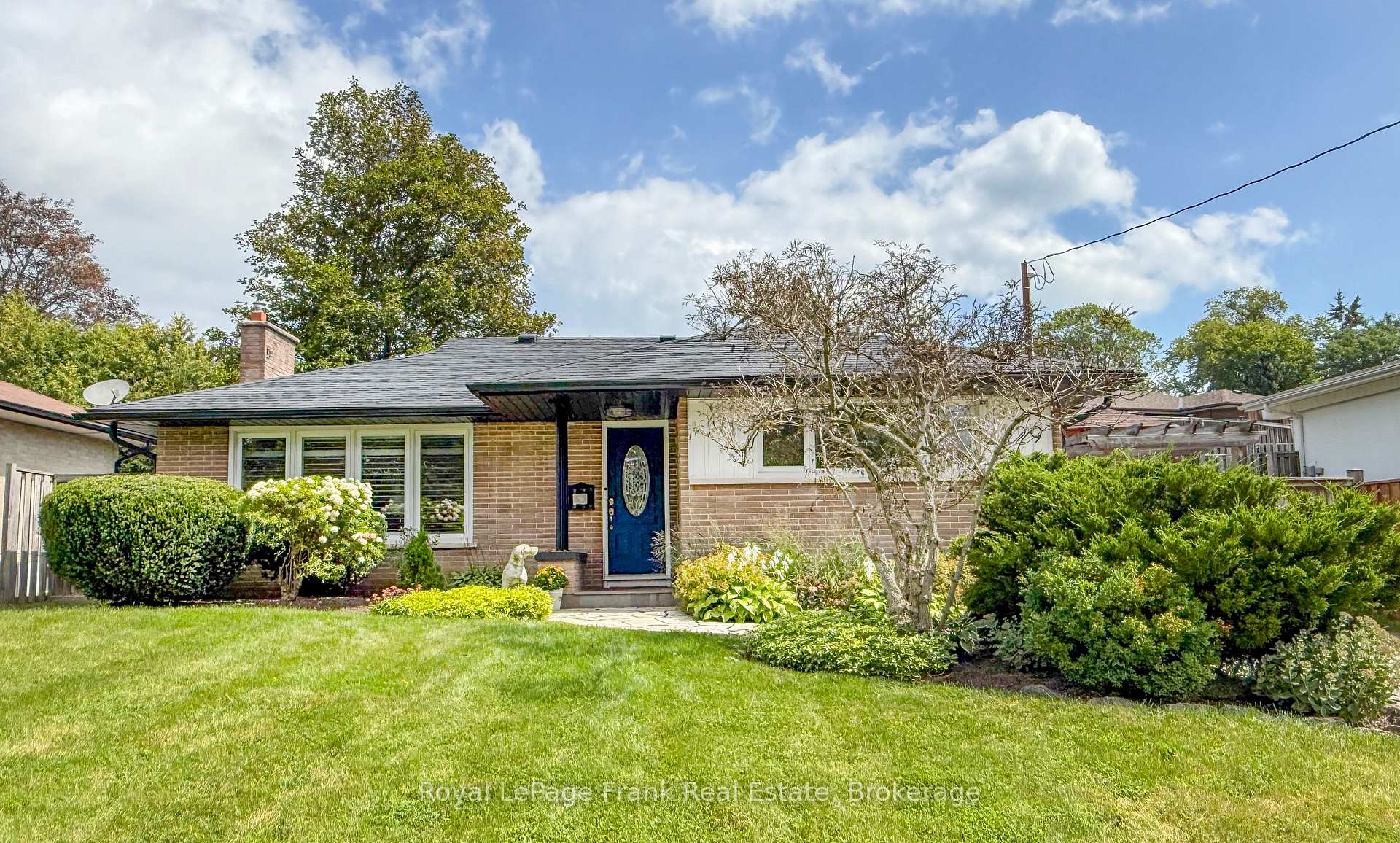 Photo of 129 Keewatin Street N