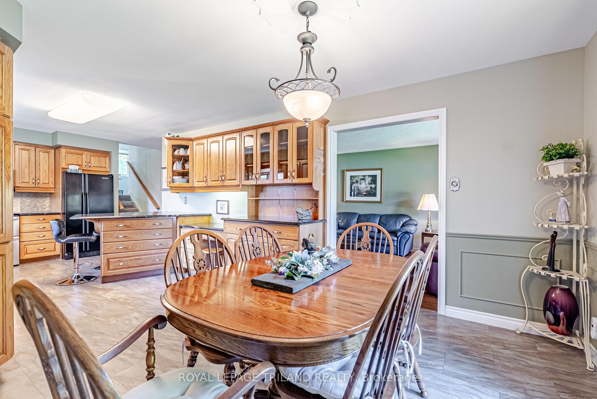 Photo 13 of 189 Huntington Crescent, Thames Centre, Dorchester — HOMEH
