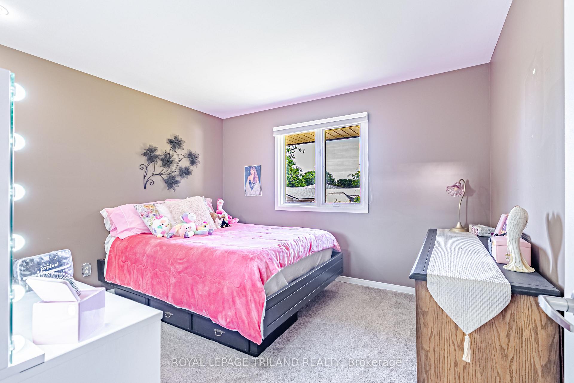 Photo 19 of 189 Huntington Crescent, Thames Centre, Dorchester — HOMEH