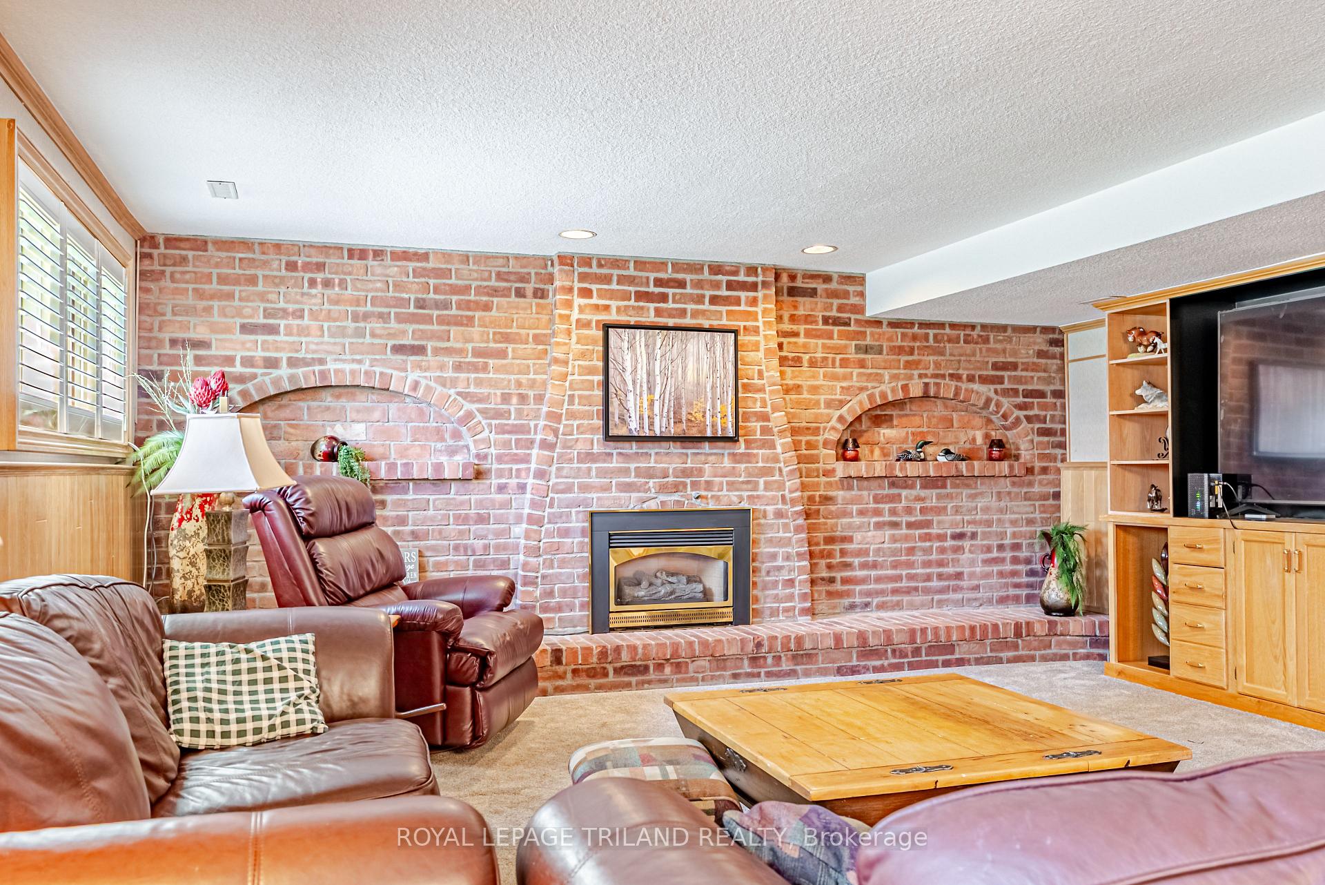 Photo 28 of 189 Huntington Crescent, Thames Centre, Dorchester — HOMEH