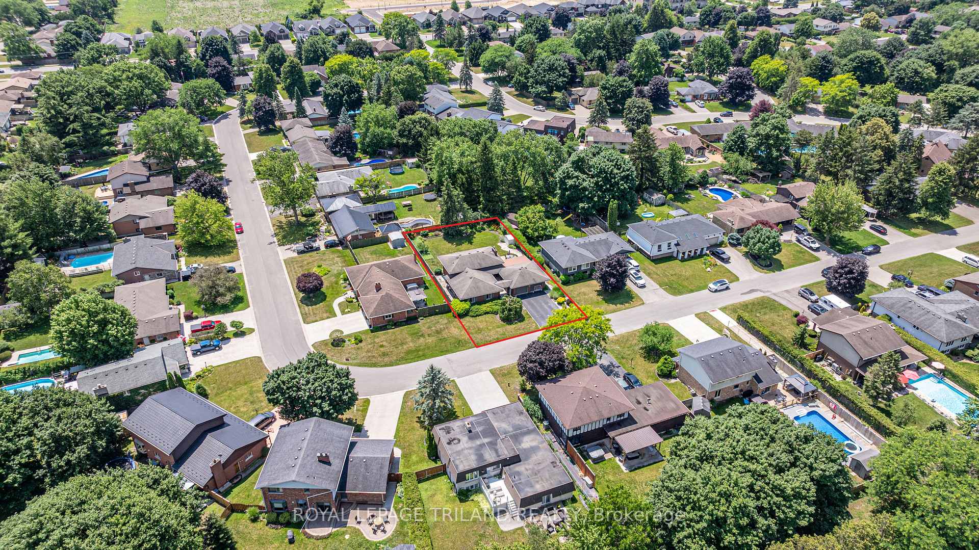 Photo 41 of 189 Huntington Crescent, Thames Centre, Dorchester — HOMEH