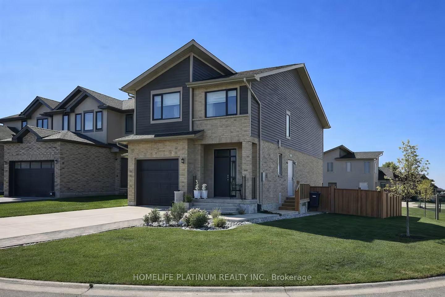 Photo 1 of 1593 Drew Street, London, East A — HOMEH