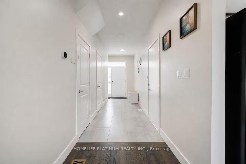 Photo 3 of 1593 Drew Street, London, East A — HOMEH