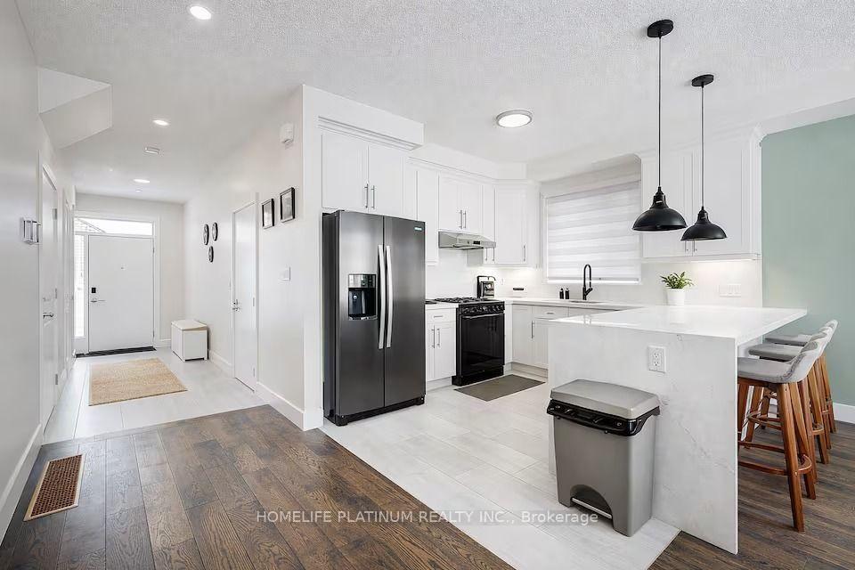 Photo 12 of 1593 Drew Street, London, East A — HOMEH