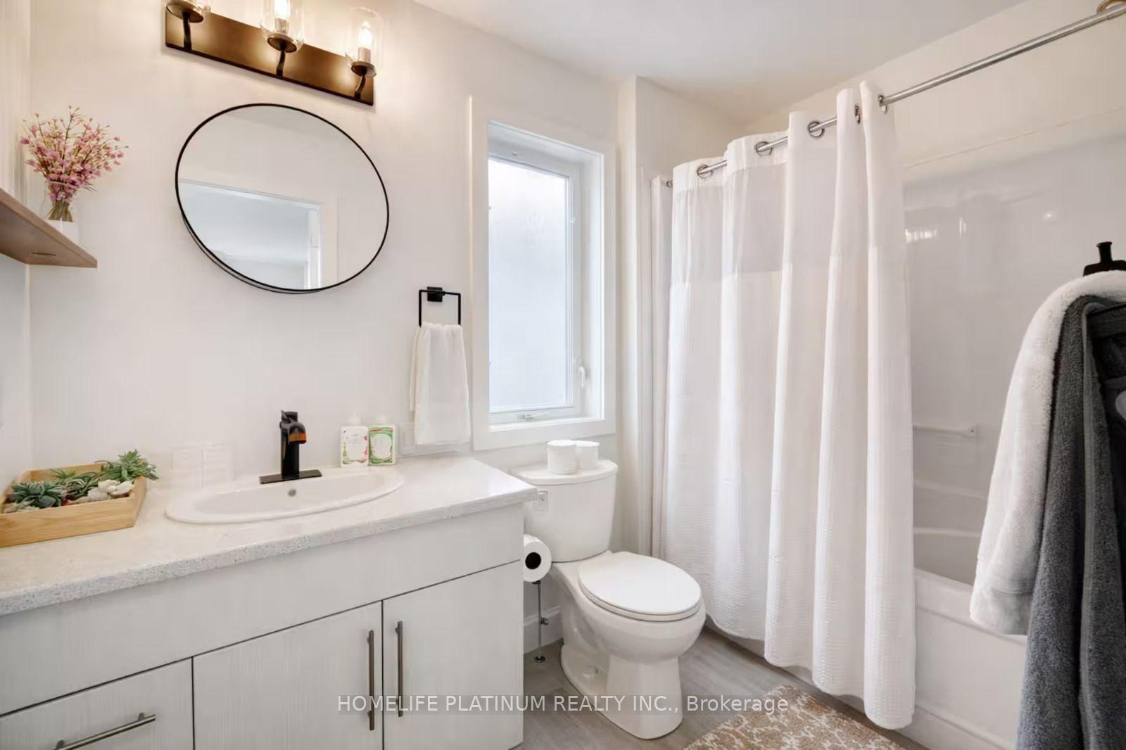 Photo 16 of 1593 Drew Street, London, East A — HOMEH