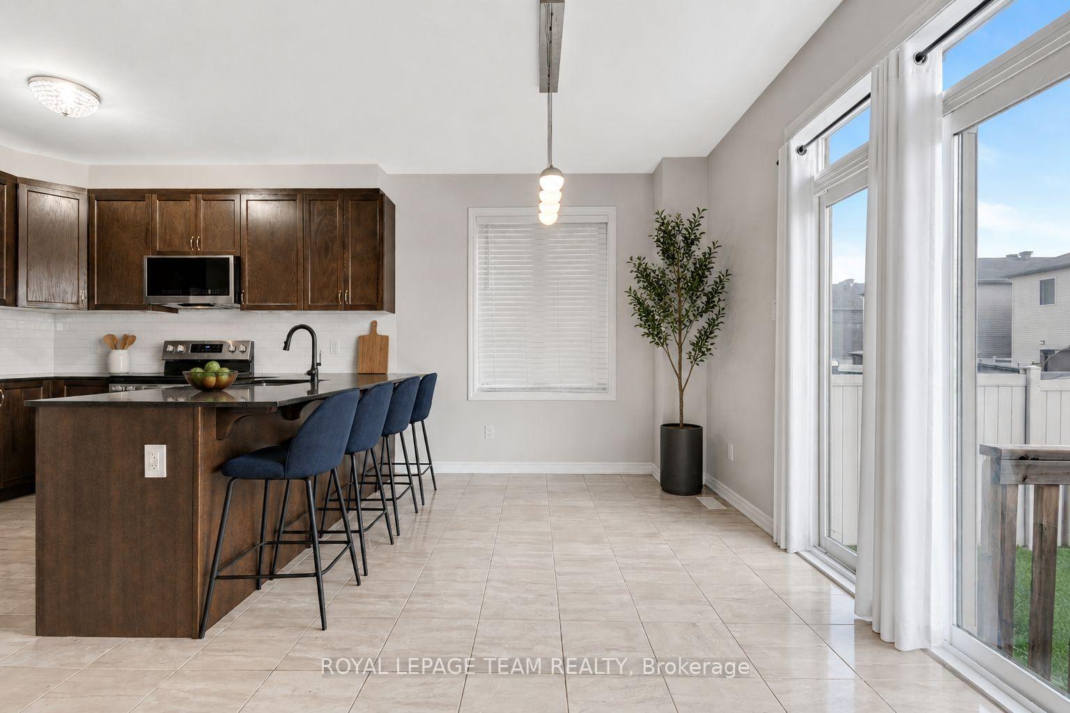 Photo 12 of 109 Falabella Street, Ottawa, Stittsville (South) — HOMEH