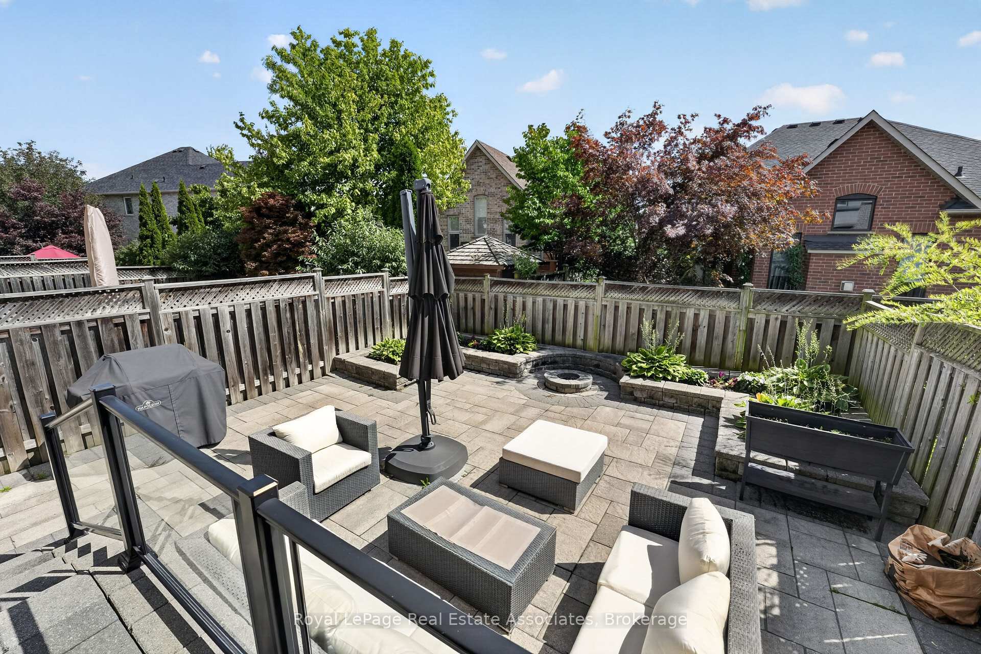 Photo 16 of 2320 Wuthering Heights Way, Oakville, Bronte Creek — HOMEH