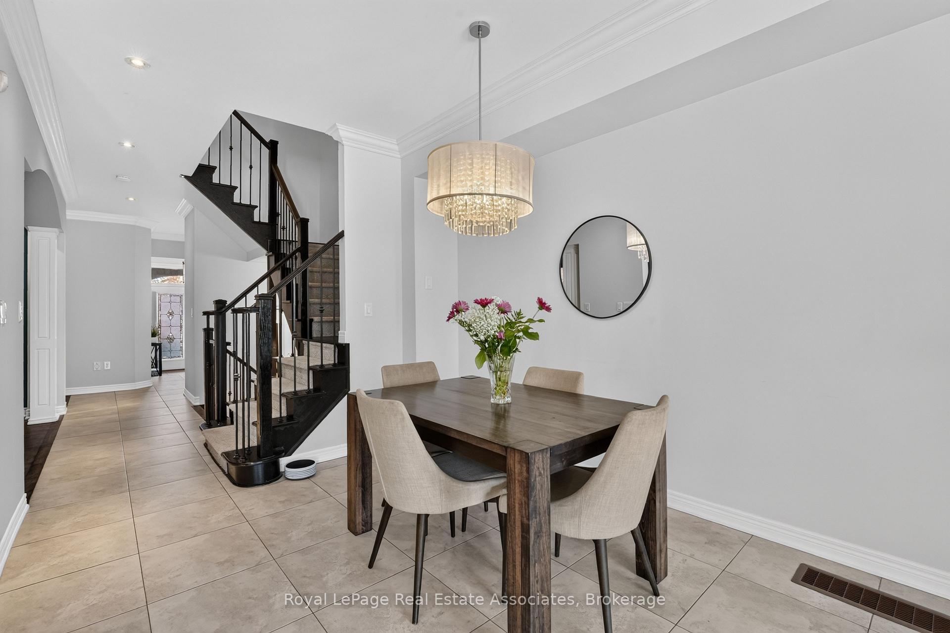 Photo 21 of 2320 Wuthering Heights Way, Oakville, Bronte Creek — HOMEH