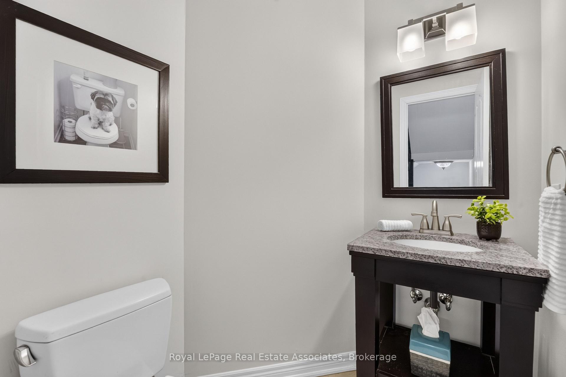 Photo 23 of 2320 Wuthering Heights Way, Oakville, Bronte Creek — HOMEH